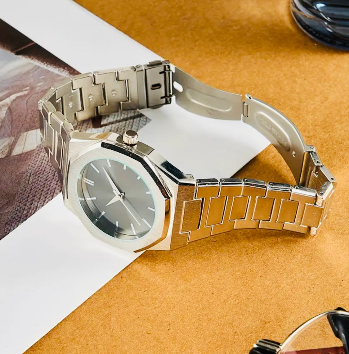Hermoso Reloj Automático Mecánico 100% Original - Gran Calidad a un Excelente Precio!

Favor de Pedir información por WhatsApp al 99 81 92 84 65