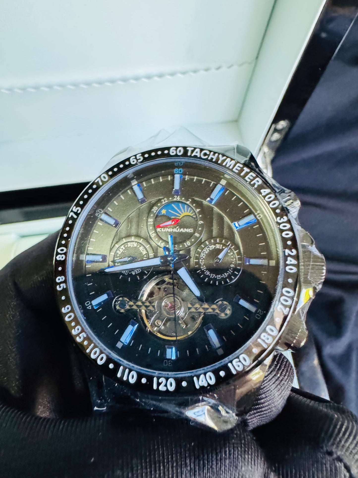 MULTINACIONAL RELOJ AUTOMÁTICO MECÁNICO-CALENDARIO 24 HRS LUNAR-TACÓMETRO-LUMINOSO-VENTANA TOURBILLON- DÍA DE LA SEMANA-CALENDARIO DIAL PEQUEÑO- ETC, ETC!