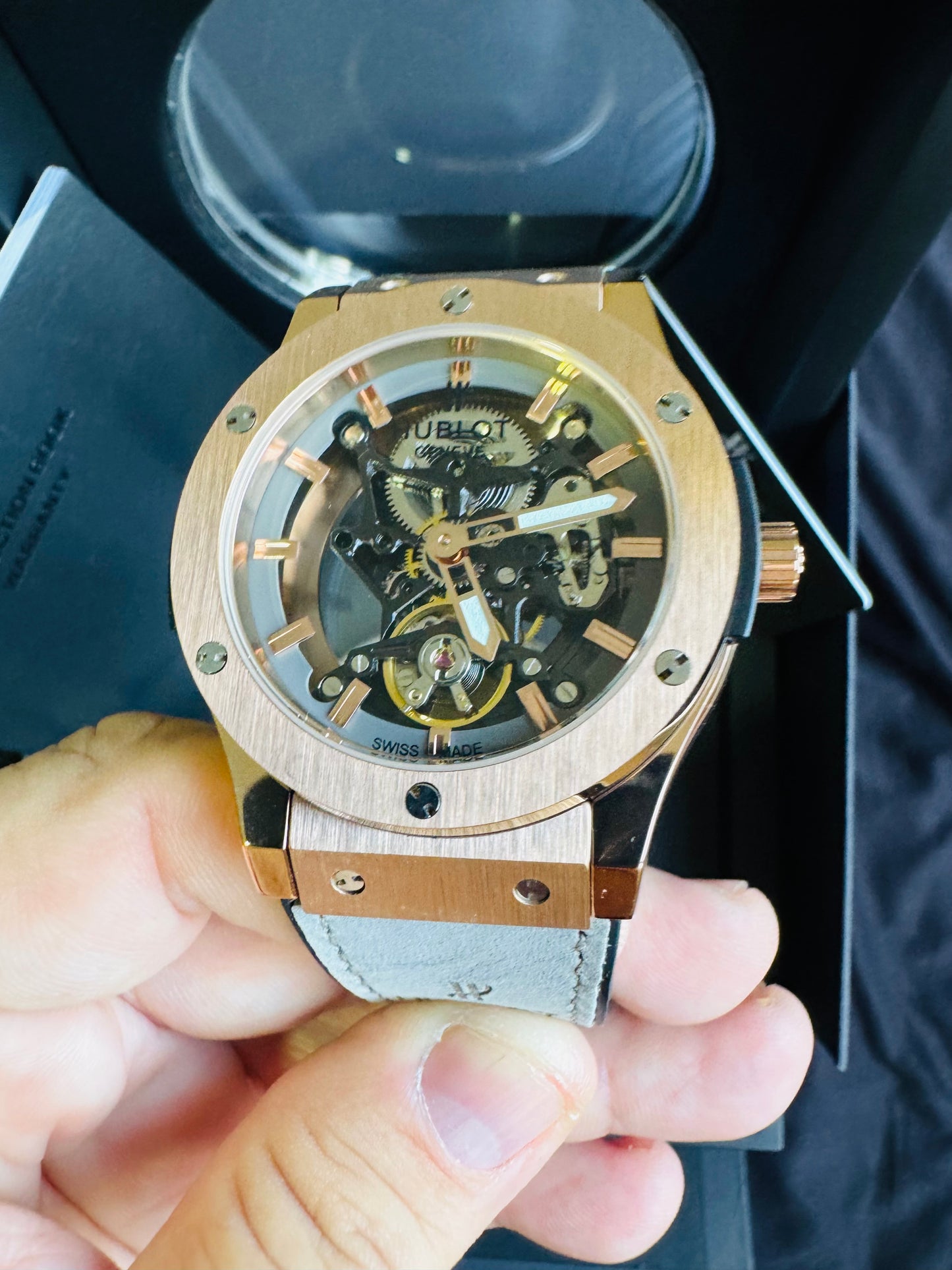 ESPECTACULAR RELOJ HUBLOT SKELETON AUTOMÁTICO MECÁNICO- CRISTAL ZAFIRO- ETC;