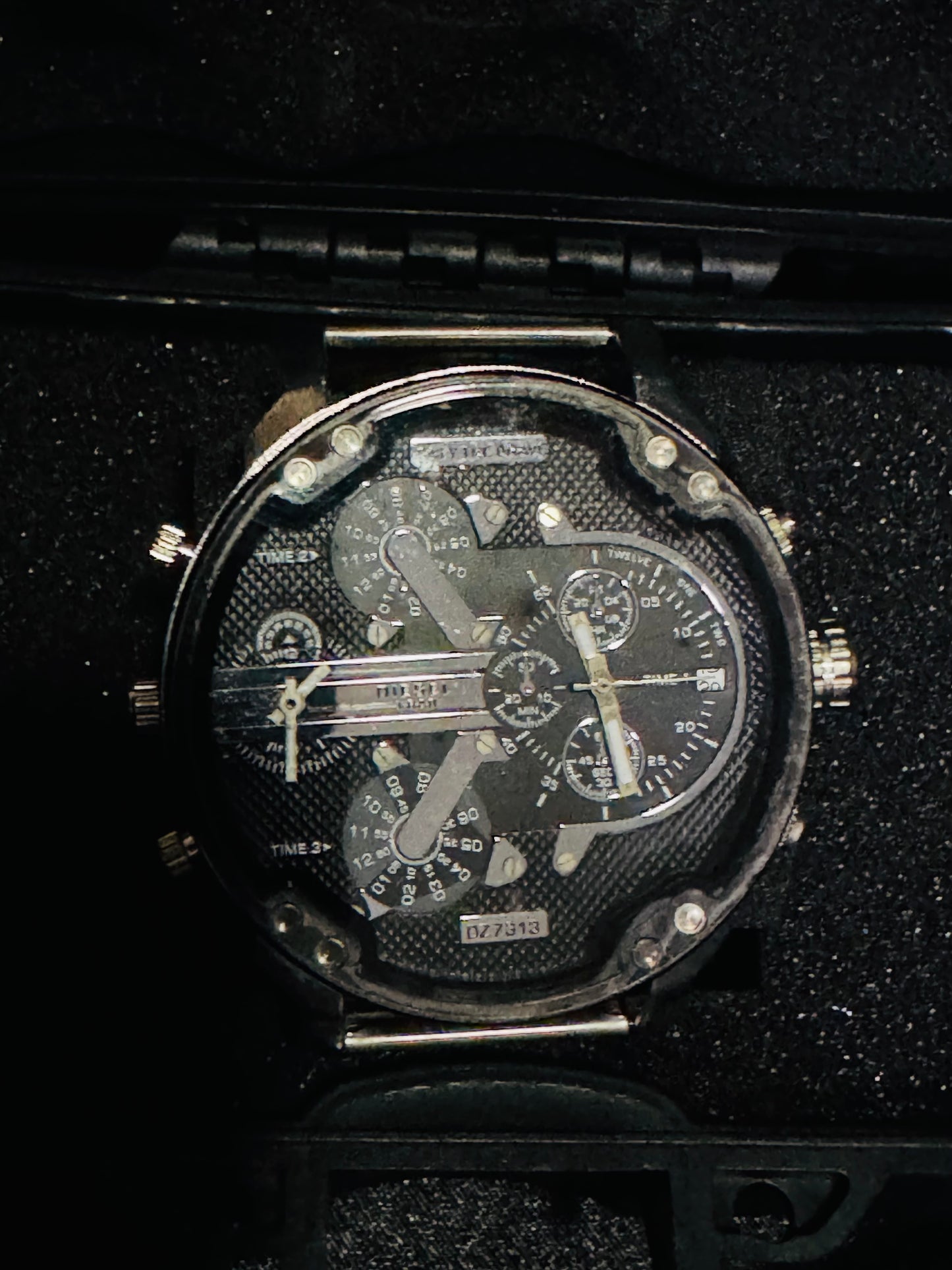 Reloj MR DADDY Diesel Grande y Pesado ! Disponible en 7 Modelos Diferentes!

Información por WhatsApp 99 81 92 84 65


NOTA:

No se hacen envíos 🚚  📦 💨!

Las Ventas son solo en Cancún

Nuestro Lema: No somos Números!