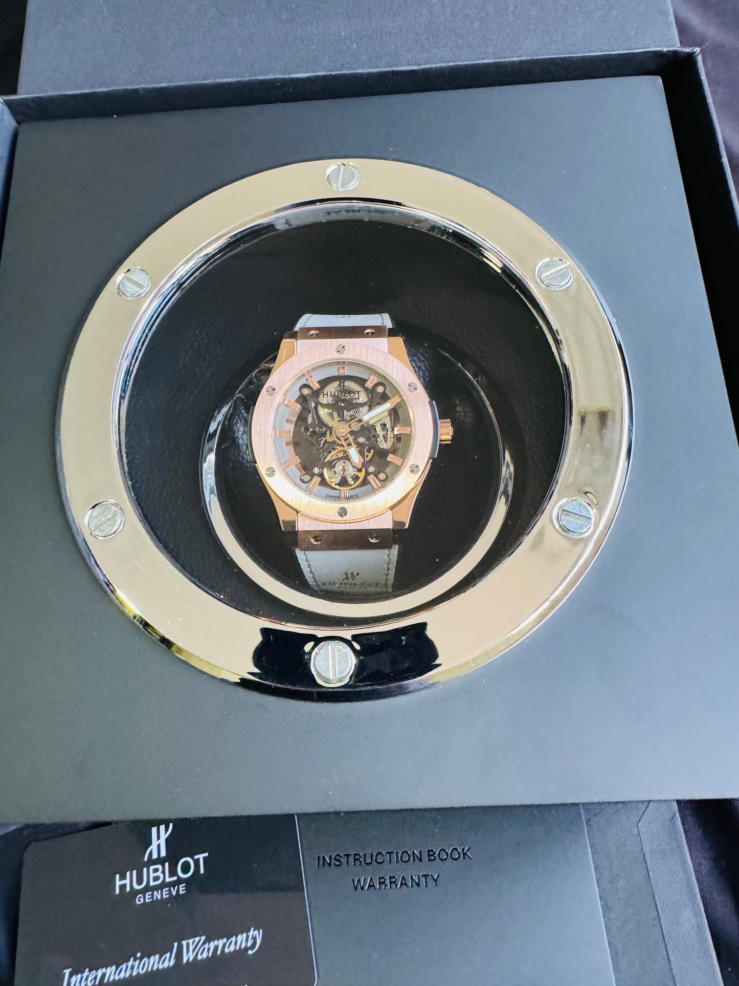 ESPECTACULAR RELOJ HUBLOT SKELETON AUTOMÁTICO MECÁNICO- CRISTAL ZAFIRO- ETC;
