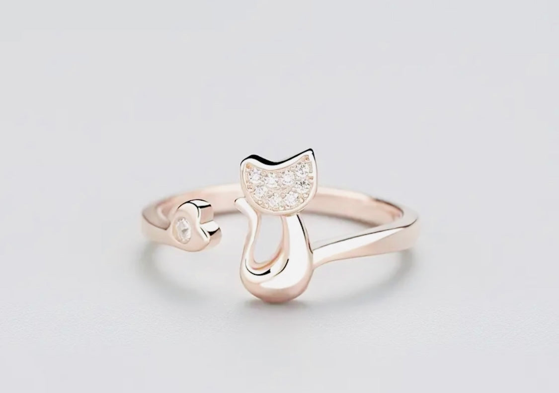 Hermoso Anillo de Michi  Unitalla Ajustable Unisex Hipoalergenico- Circonias