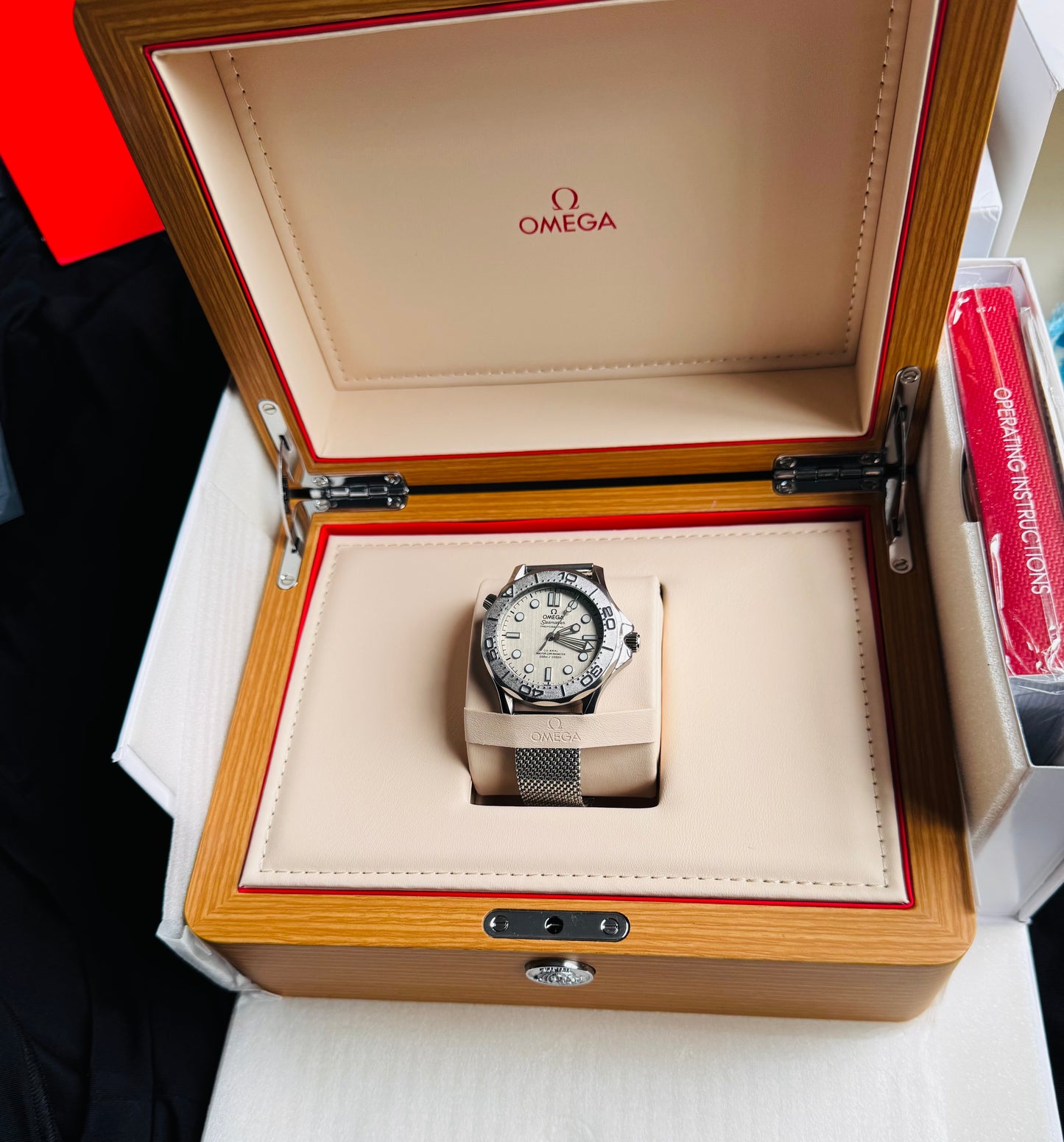 HERMOSO RELOJ AUTOMÁTICO MECÁNICO OMEGA SEAMASTER ACABADO DIAMANTADO