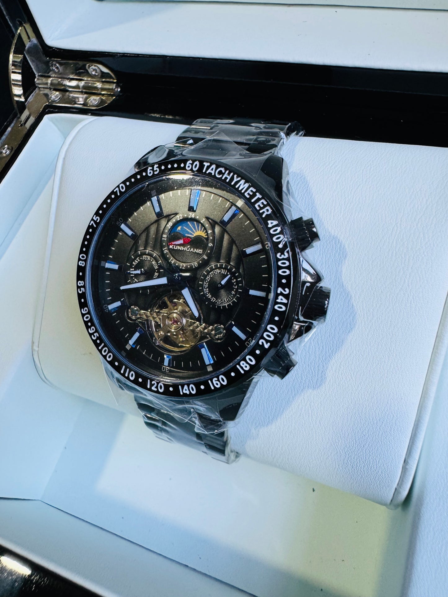 MULTINACIONAL RELOJ AUTOMÁTICO MECÁNICO-CALENDARIO 24 HRS LUNAR-TACÓMETRO-LUMINOSO-VENTANA TOURBILLON- DÍA DE LA SEMANA-CALENDARIO DIAL PEQUEÑO- ETC, ETC!
