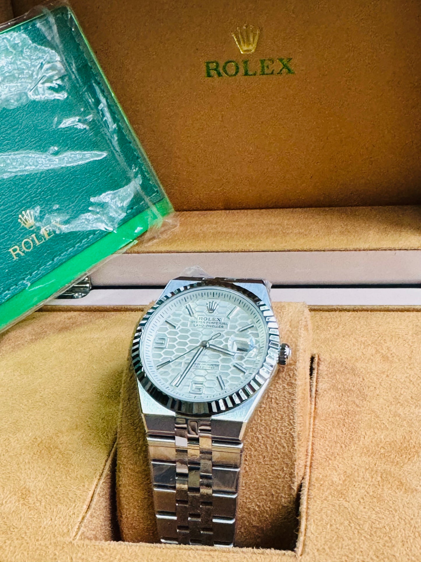 ÚNICO Y EXCLUSIVO RELOJ ROLEX OYSTER PERPETUAL LAND DWELLER- FECHADOR-39 JOYAS 💎 -CRISTAL ZAFIRO- ULTIMO MODELO Y DISEÑO! MÁXIMA ELEGANCIA!!!