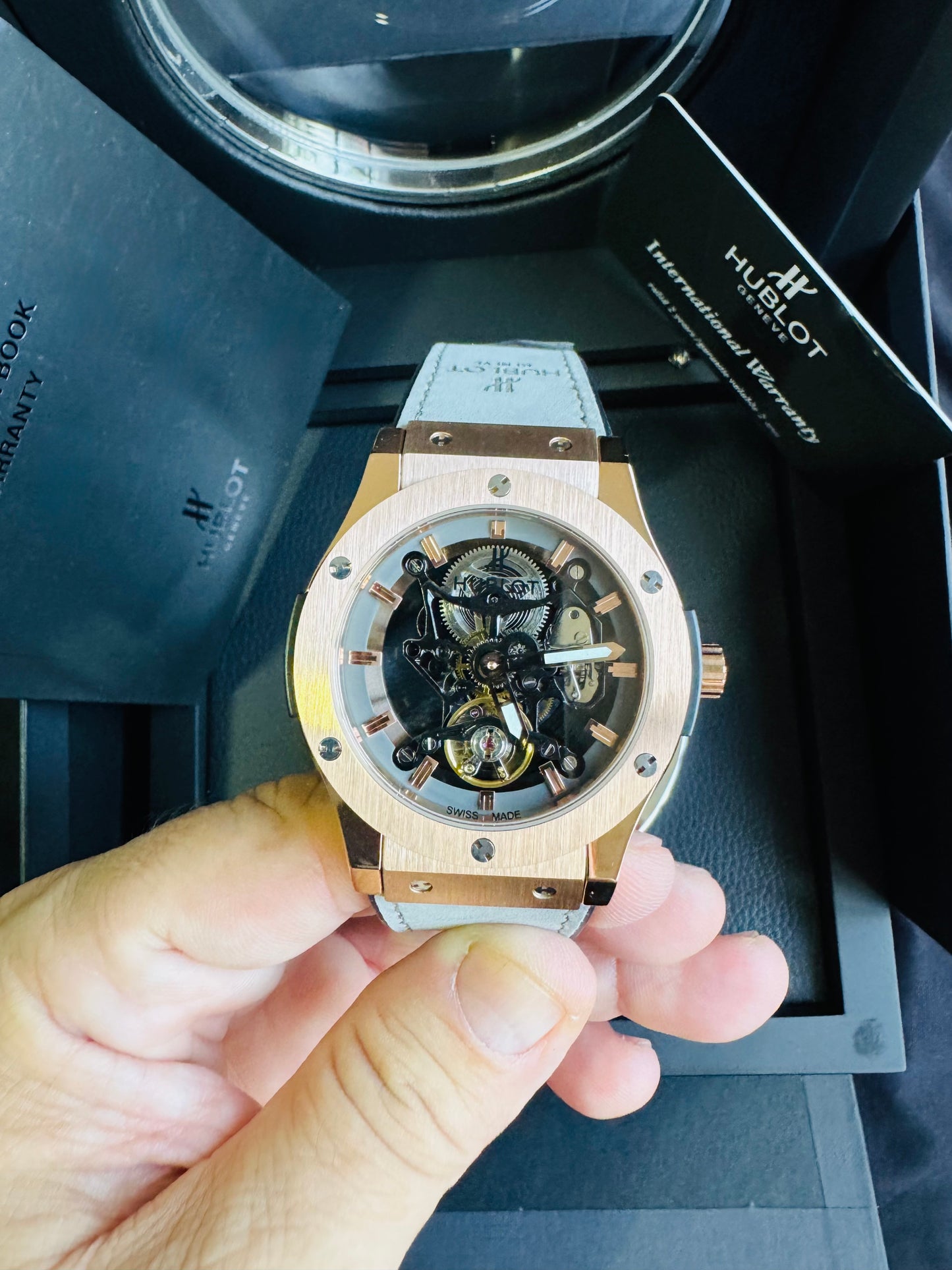 ESPECTACULAR RELOJ HUBLOT SKELETON AUTOMÁTICO MECÁNICO- CRISTAL ZAFIRO- ETC;