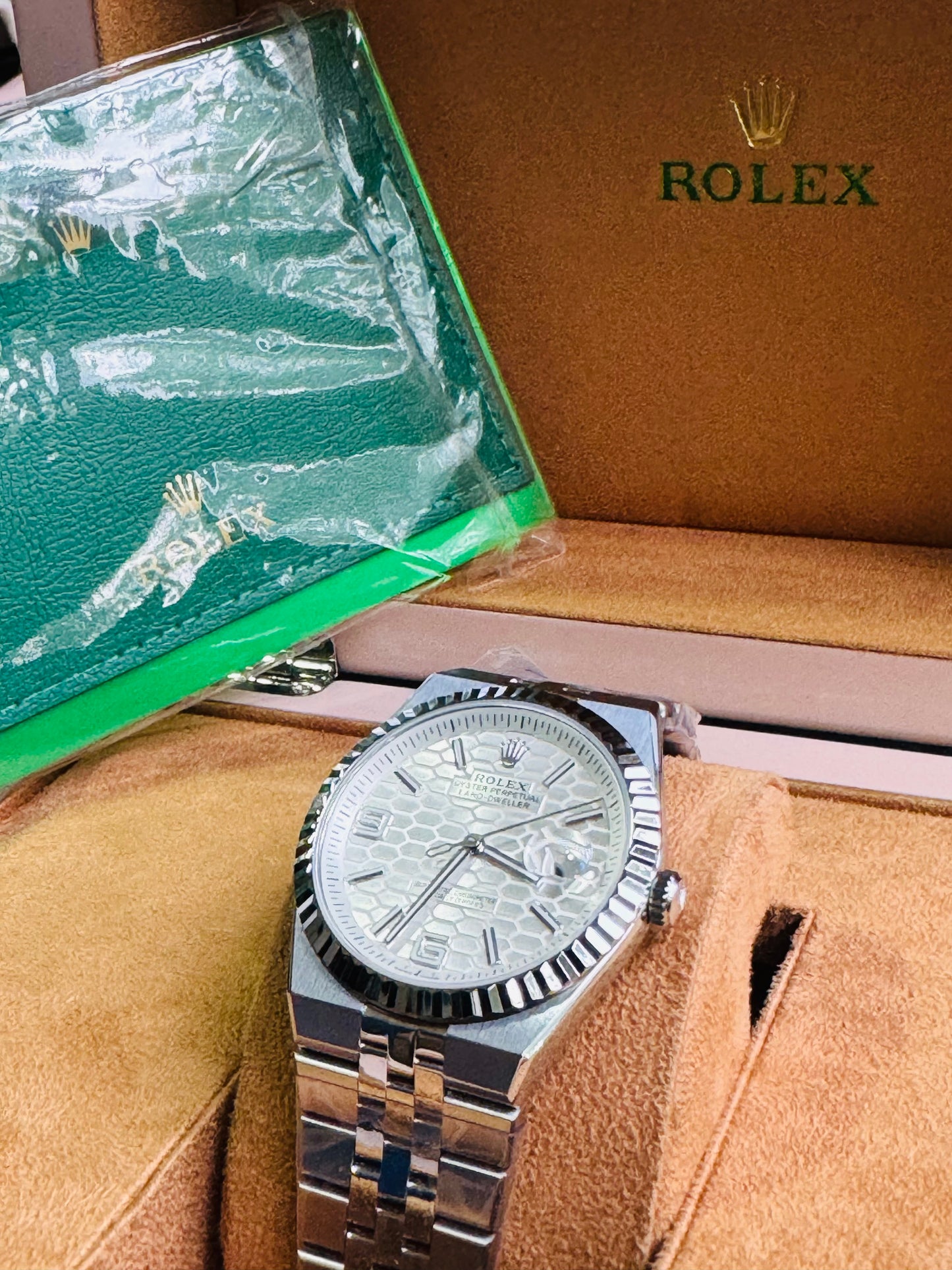 ÚNICO Y EXCLUSIVO RELOJ ROLEX OYSTER PERPETUAL LAND DWELLER- FECHADOR-39 JOYAS 💎 -CRISTAL ZAFIRO- ULTIMO MODELO Y DISEÑO! MÁXIMA ELEGANCIA!!!