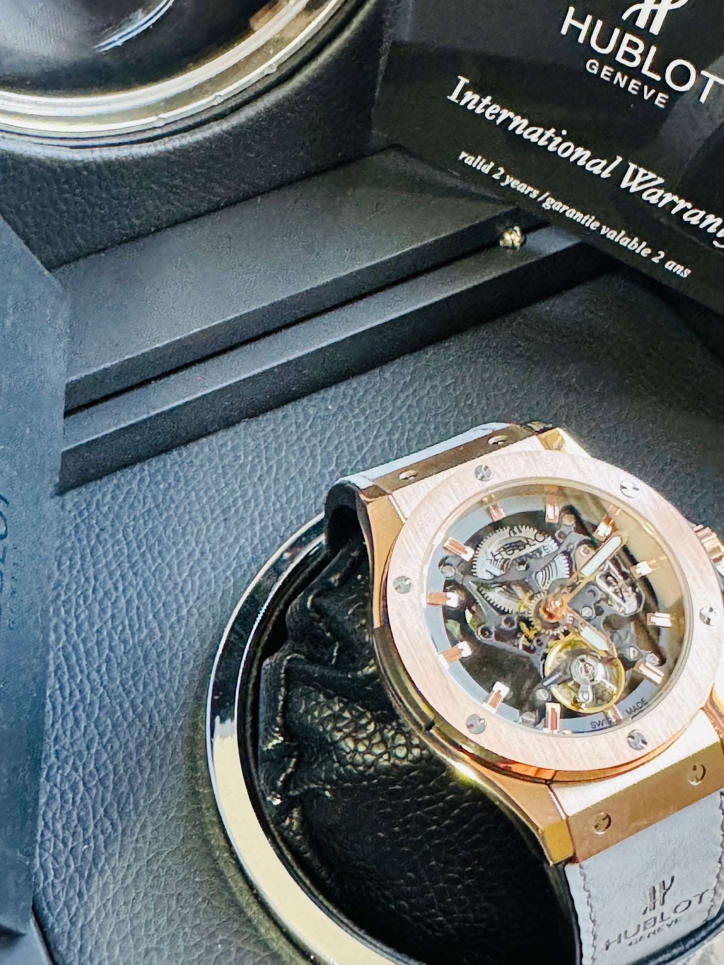 ESPECTACULAR RELOJ HUBLOT SKELETON AUTOMÁTICO MECÁNICO- CRISTAL ZAFIRO- ETC;
