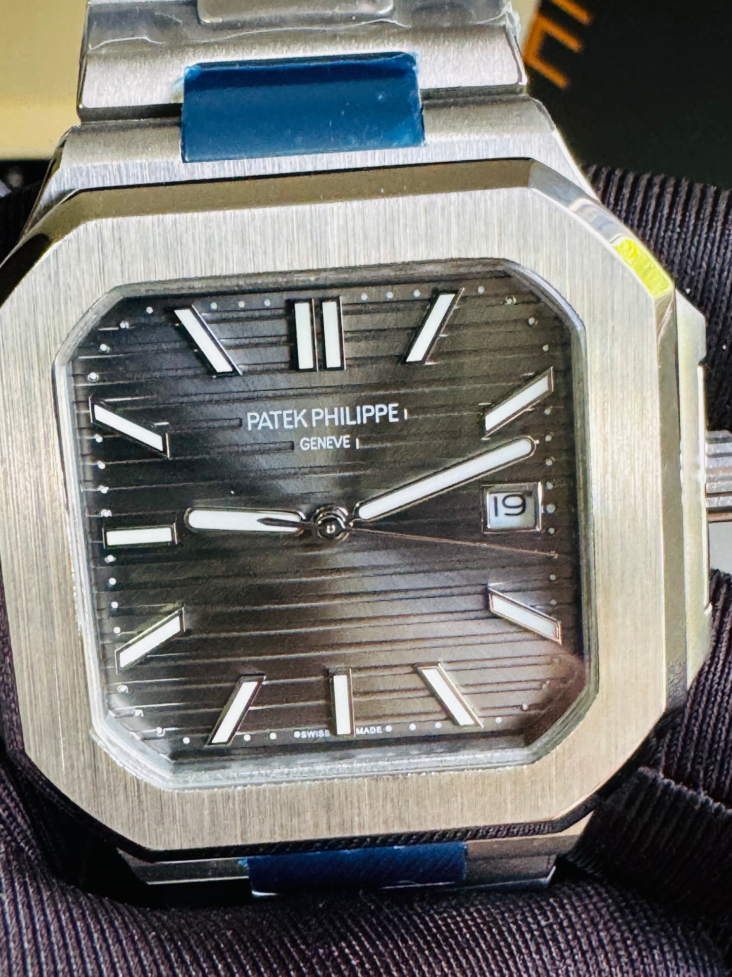 EXCLUSIVO RELOJ PATEK PHILIPPE AUTOMÁTICO- FECHADOR- JOYAS 💎- CRISTAL ZAFIRO- LUMINOSO- ÚLTIMO Y MÁS NUEVO DISEÑO!!!
PRECIO: A TRATAR 

No se hacen Envíos 🚚 

Ventas solo en Cancún 

Información por WHATSAPP 99 81 92 84  65