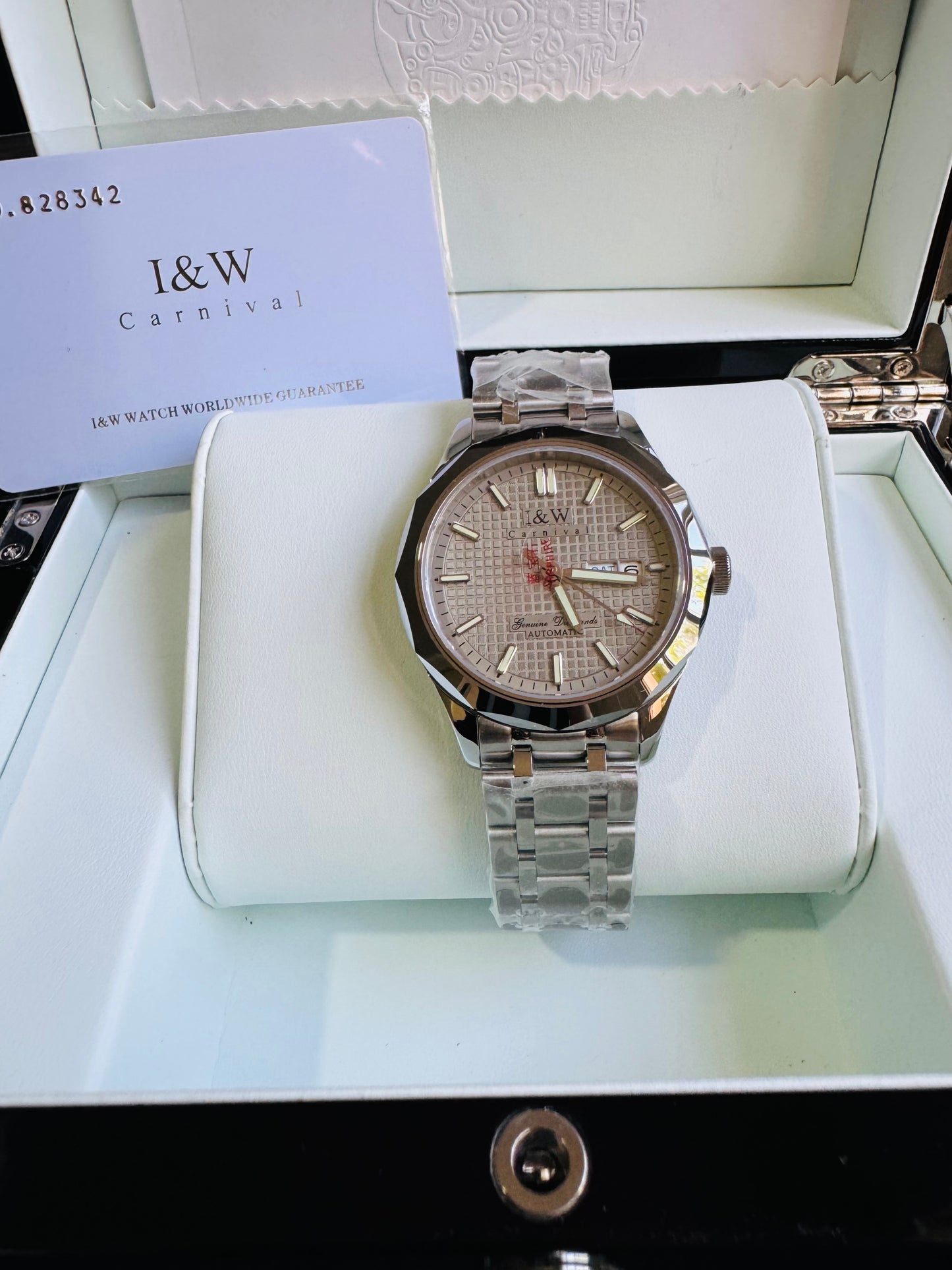 HERMOSO y ELEGANTE DISEÑO I&W AUTOMATICO- CRISTAL ZAFIRO-LUMINOSO-FECHADOR-DÍA DE LA SEMANA 💯% ORIGINAL