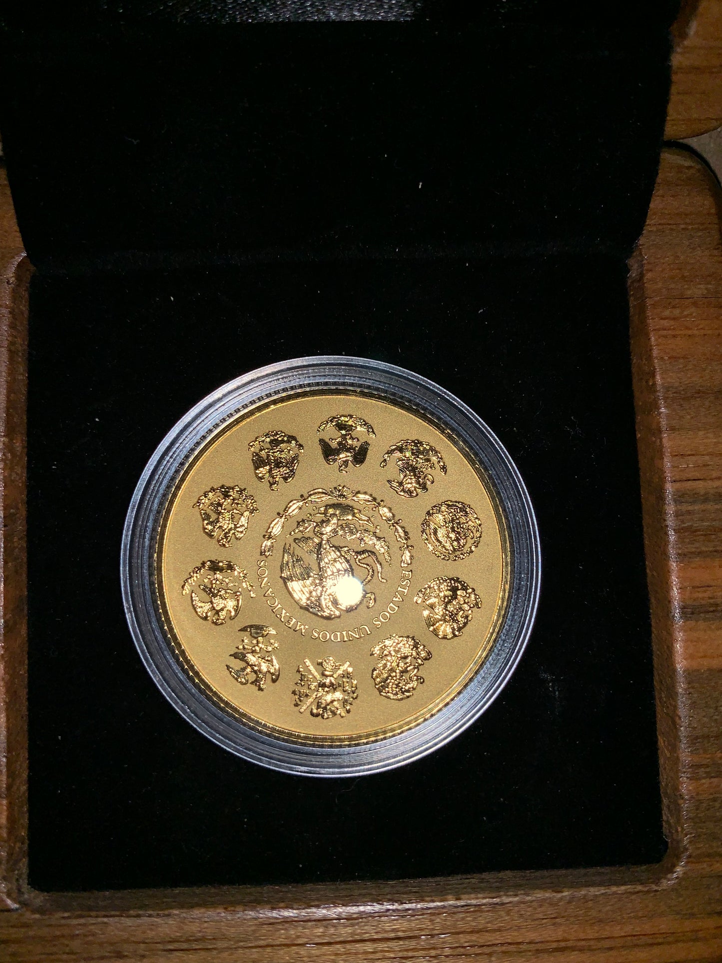 ULTRA RARO Y EXCLUSIVO SET DE 2 MONEDAS ORO PURO 24k. - 1 ONZA Y 1/2 ONZA! HERMOSO 🤩 ACABADO (MATE BRILLO) 1a EDICIÓN 2018 EN ORO 24K ALTO RELIEVE CON GRAN VALOR NUMISMÁTICO! POCAS ACUÑADAS