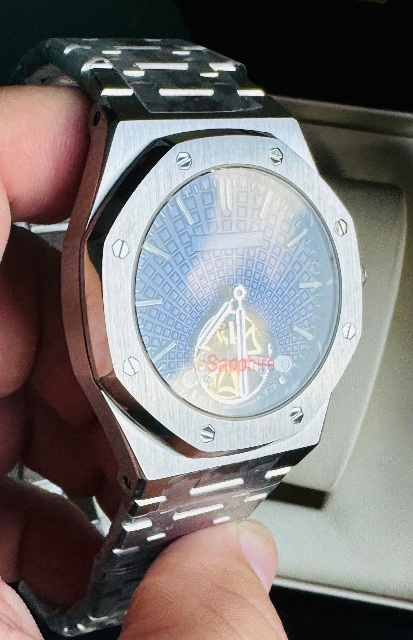 ESPECTACULAR AUDEMARS PIGUET ROYAL OAK
FLYNG TOURBILLON LIMITED EDITION!!! CRISTAL ZAFIRO!!! MÁXIMO LUJO!!!