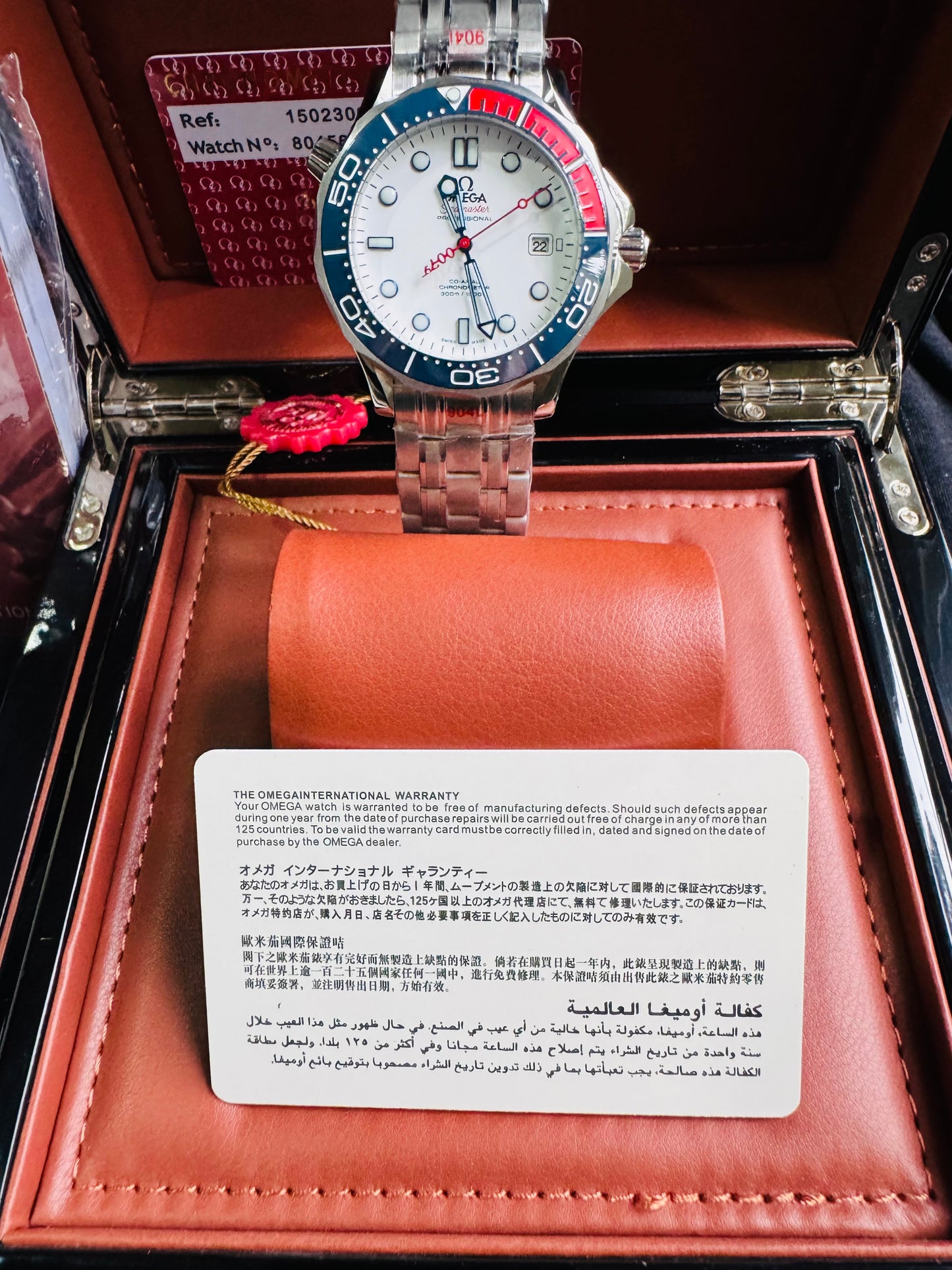 AUDAZ Y VERSÁTIL DISEÑO JAMES BOND 007-OMEGA AUTOMÁTICO SEA MASTER! FECHADOR-LUMINOSO-CRISTAL ZAFIRO-BISEL GIRATORIO ETC