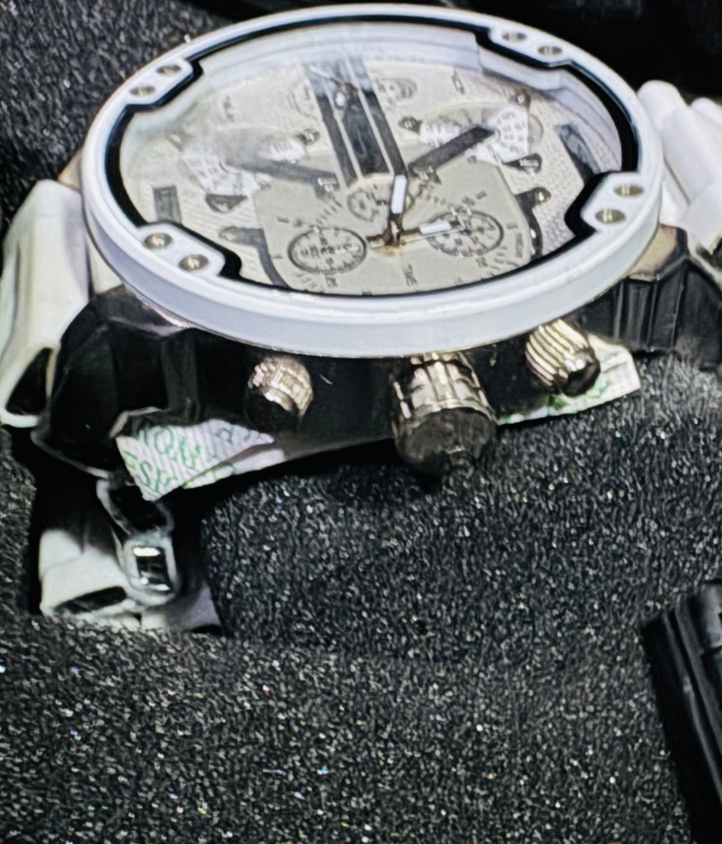 Reloj MR DADDY Diesel Grande y Pesado ! Disponible en 7 Modelos Diferentes!

Información por WhatsApp 99 81 92 84 65


NOTA:

No se hacen envíos 🚚  📦 💨!

Las Ventas son solo en Cancún

Nuestro Lema: No somos Números!