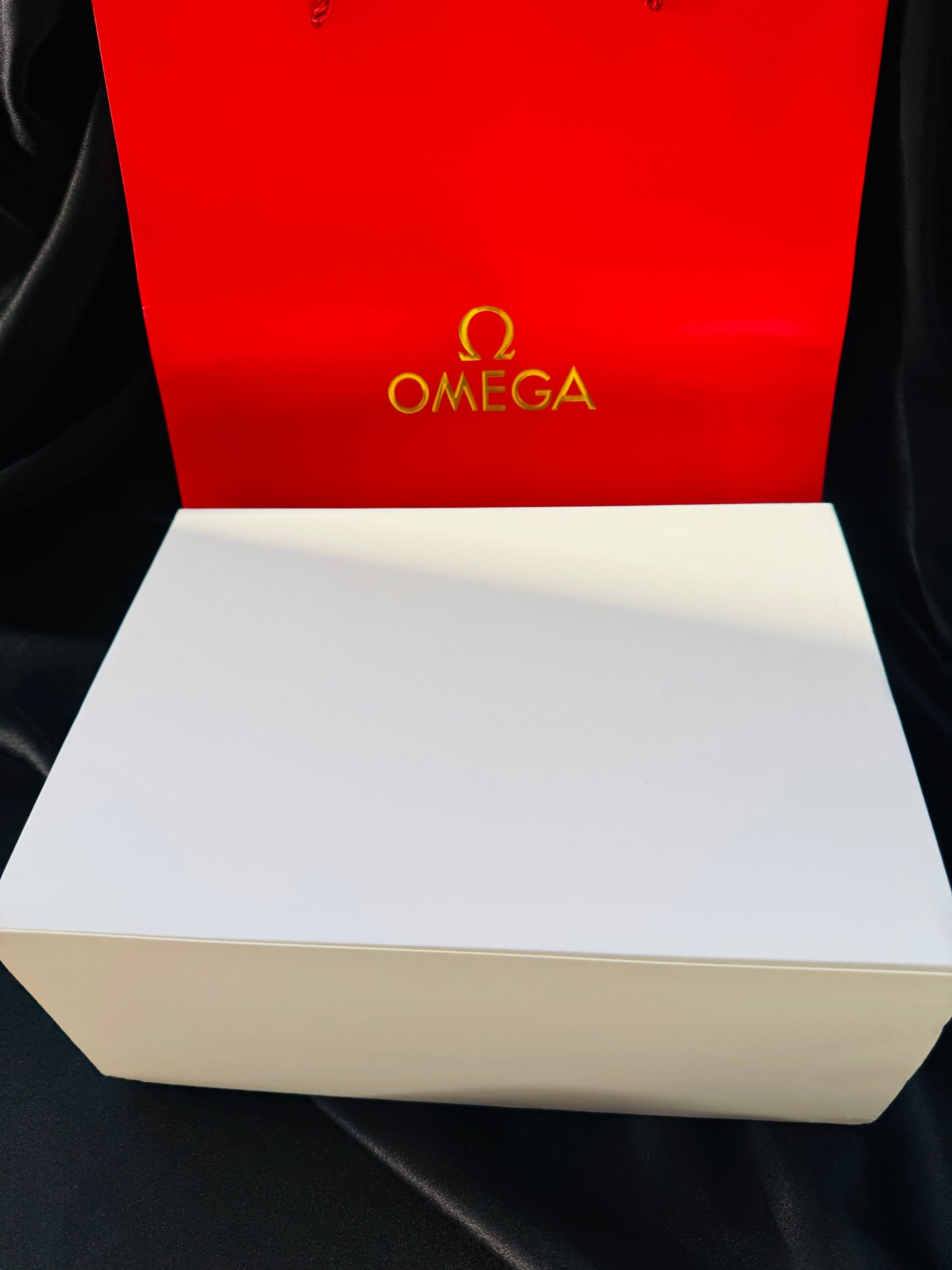 HERMOSO RELOJ OMEGA SEA MASTER AUTOMÁTICO ELEGANTE Y CASUAL!