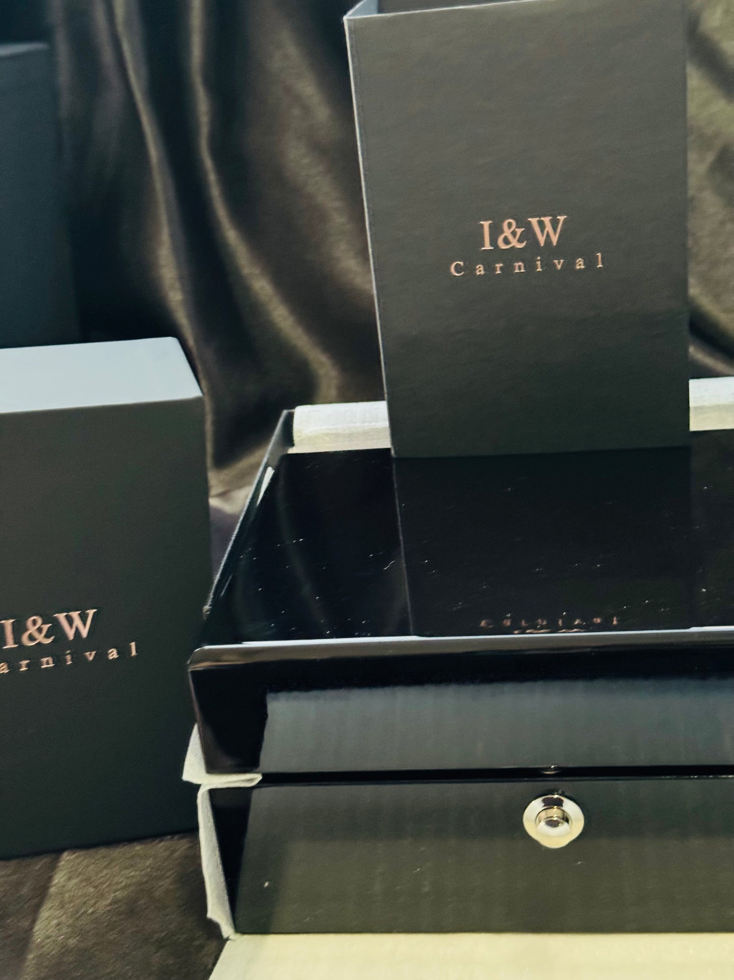 ELEGANTE RELOJ MECÁNICO AUTOMÁTICO DE GRAN CALIDAD I & W CARNIVAL 💯% ORIGINAL