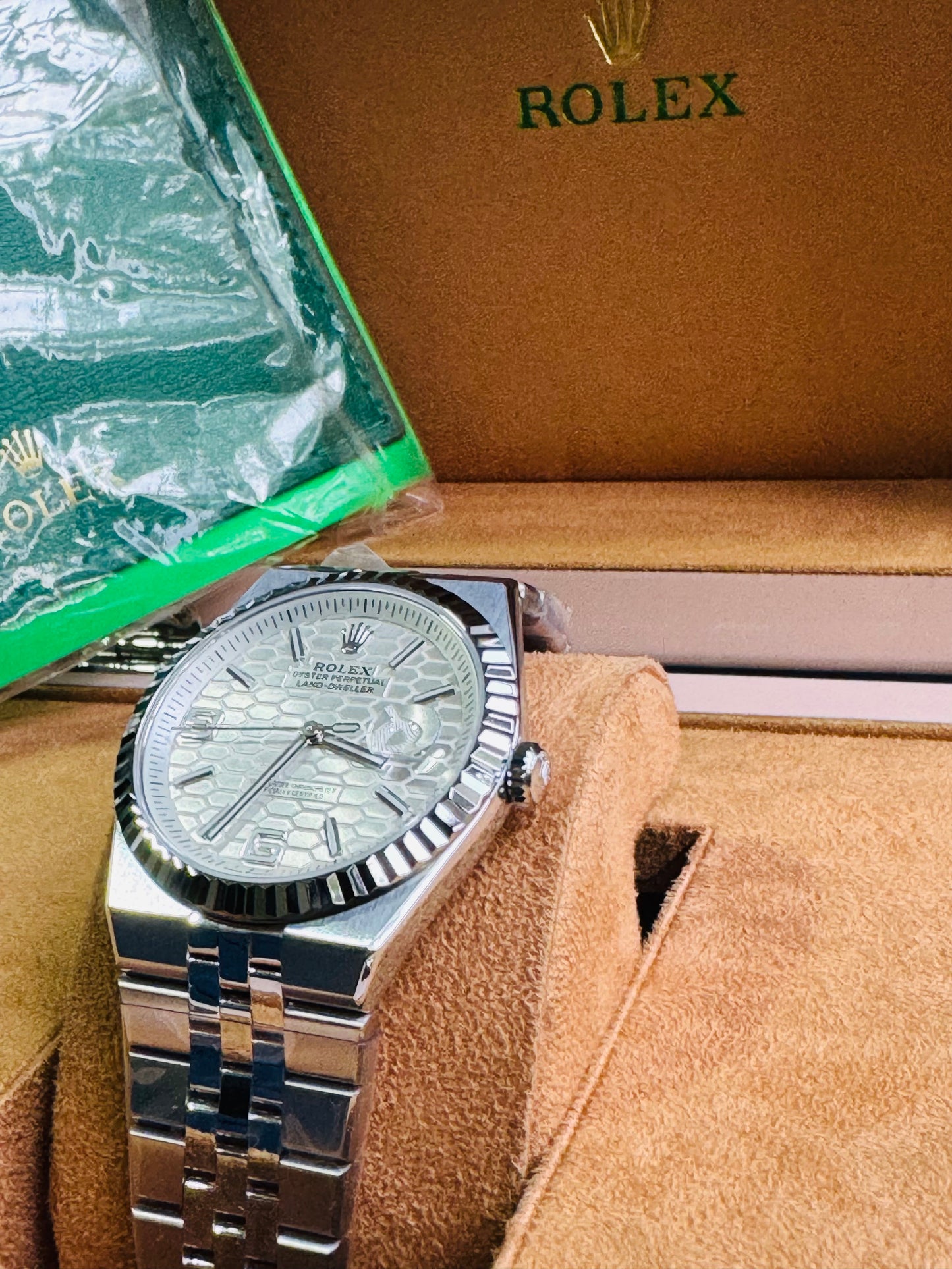 ÚNICO Y EXCLUSIVO RELOJ ROLEX OYSTER PERPETUAL LAND DWELLER- FECHADOR-39 JOYAS 💎 -CRISTAL ZAFIRO- ULTIMO MODELO Y DISEÑO! MÁXIMA ELEGANCIA!!!
