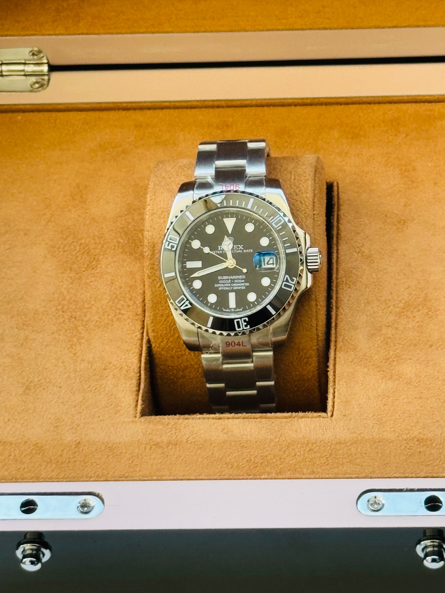 ELEGANTE Y ATEMPORAL ROLEX SUBMARINER AUTOMÁTICO!