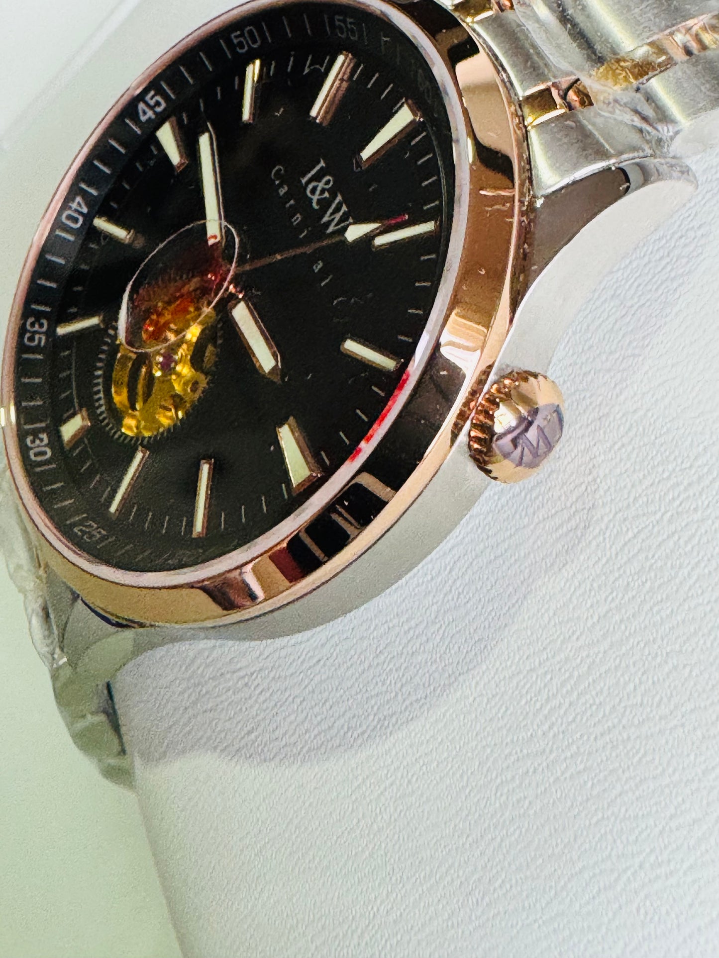 HERMOSO Y ELEGANTE RELOJ AUTOMÁTICO MECÁNICO CRISTAL ZAFIRO LUMINOSO 💯% ORIGINAL