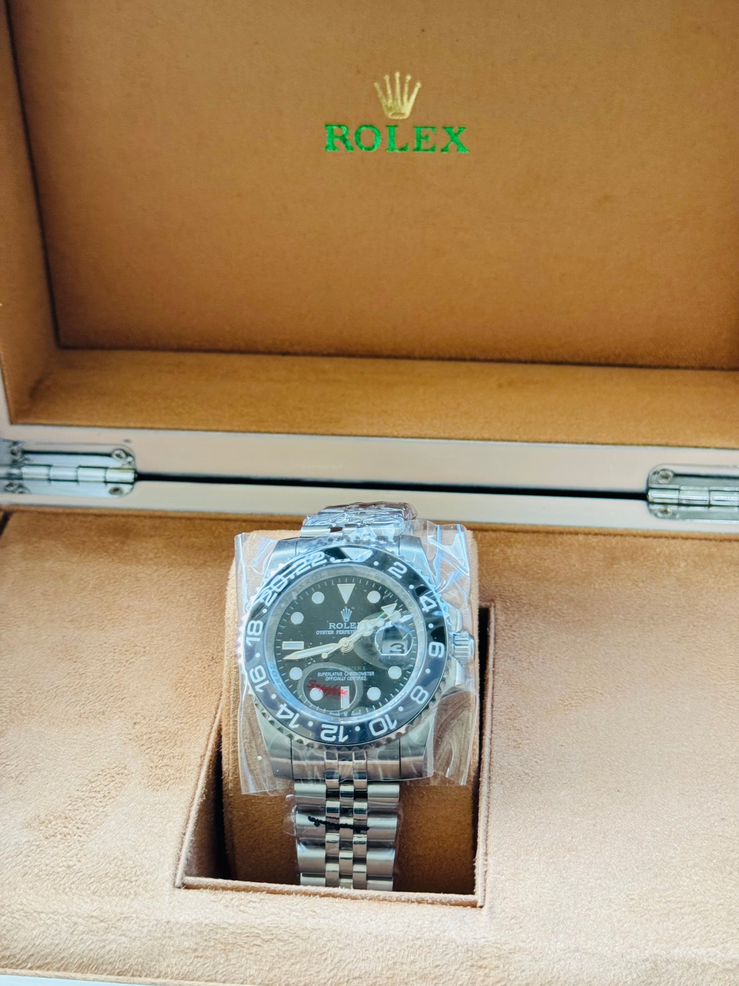 FAMOSO RELOJ AUTOMÁTICO MECÁNICO BRUCE WAYNE-GMT MASTER OYSTER PERPETUAL 2 ZONAS HORARIAS
