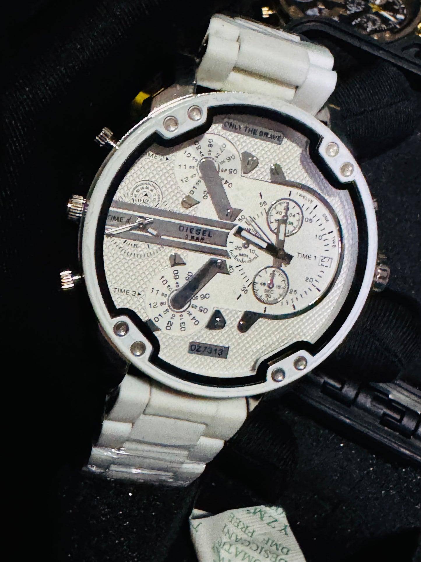 Reloj MR DADDY Diesel Grande y Pesado ! Disponible en 7 Modelos Diferentes!

Información por WhatsApp 99 81 92 84 65


NOTA:

No se hacen envíos 🚚  📦 💨!

Las Ventas son solo en Cancún

Nuestro Lema: No somos Números!