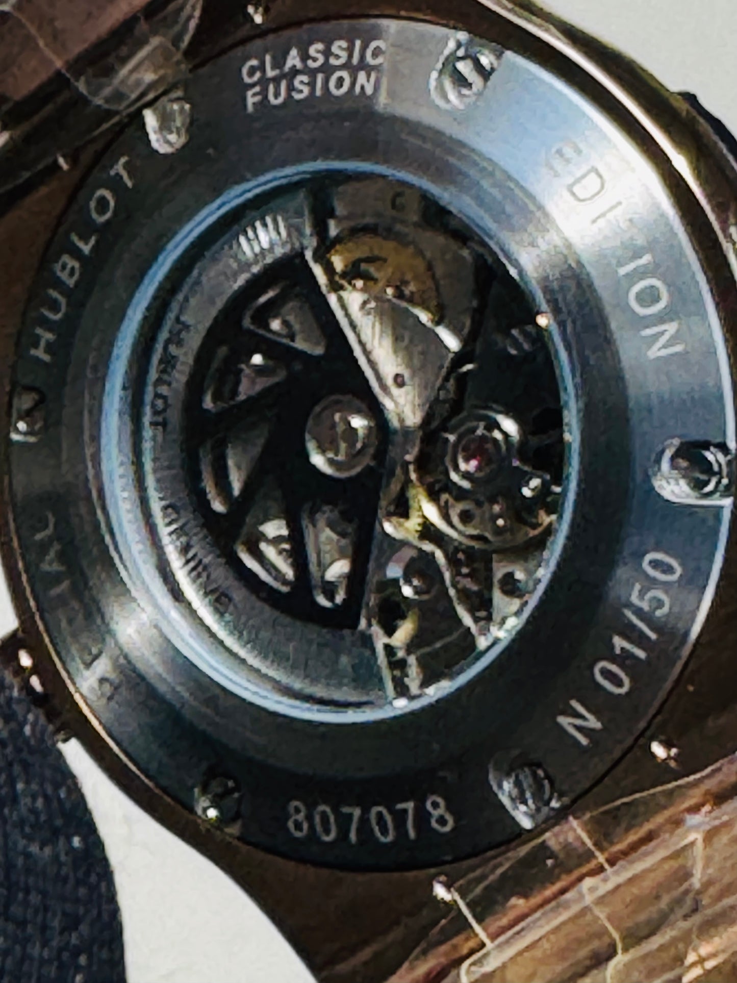 MÁXIMO LUJO! EXCLUSIVO HUBLOT AUTOMÁTICO CARATULA TIPO DIAMANTE 💎 Y LIJA! ELEGANCIA TOTAL!