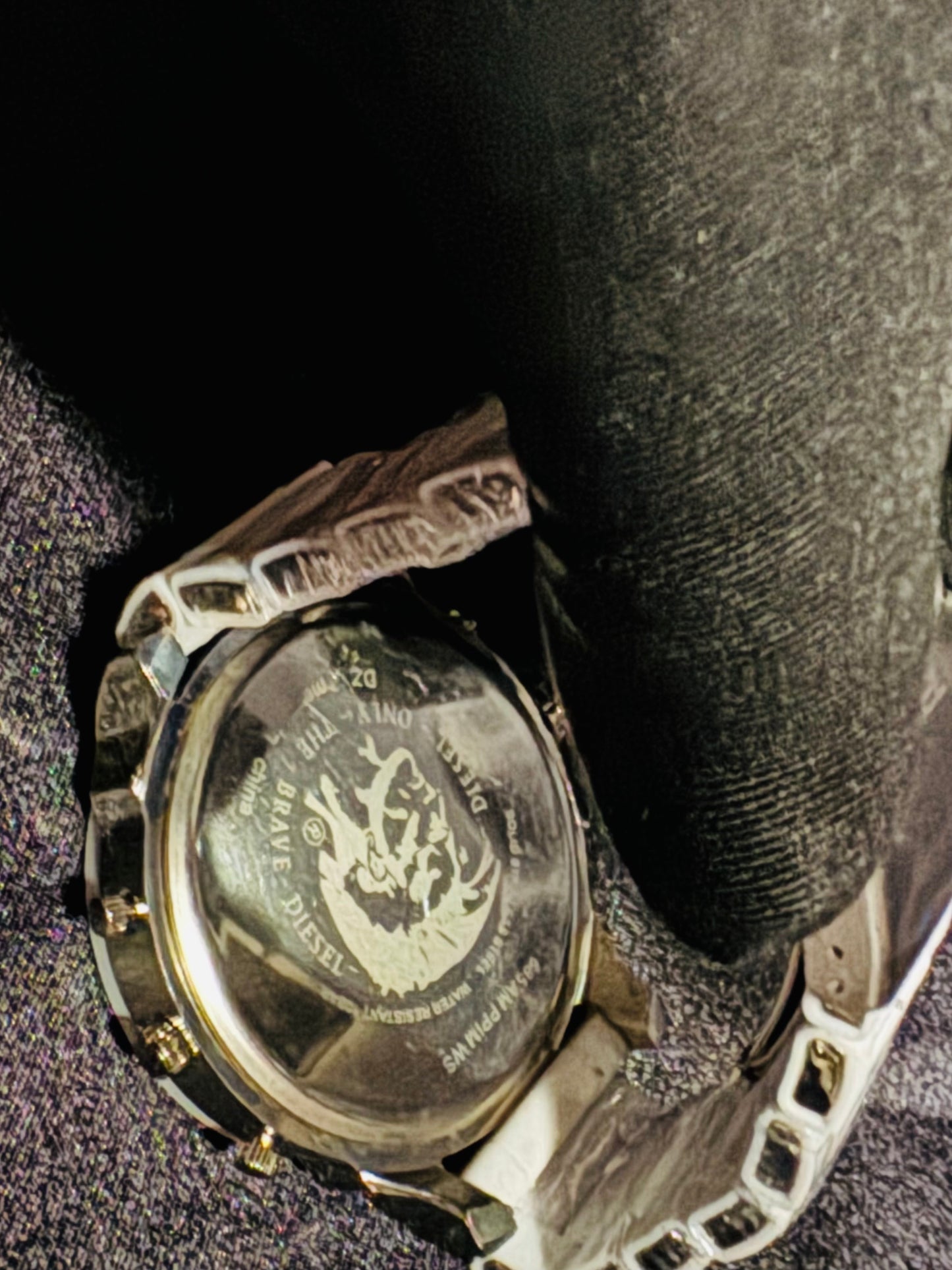 Reloj MR DADDY Diesel Grande y Pesado ! Disponible en 7 Modelos Diferentes!

Información por WhatsApp 99 81 92 84 65


NOTA:

No se hacen envíos 🚚  📦 💨!

Las Ventas son solo en Cancún

Nuestro Lema: No somos Números!