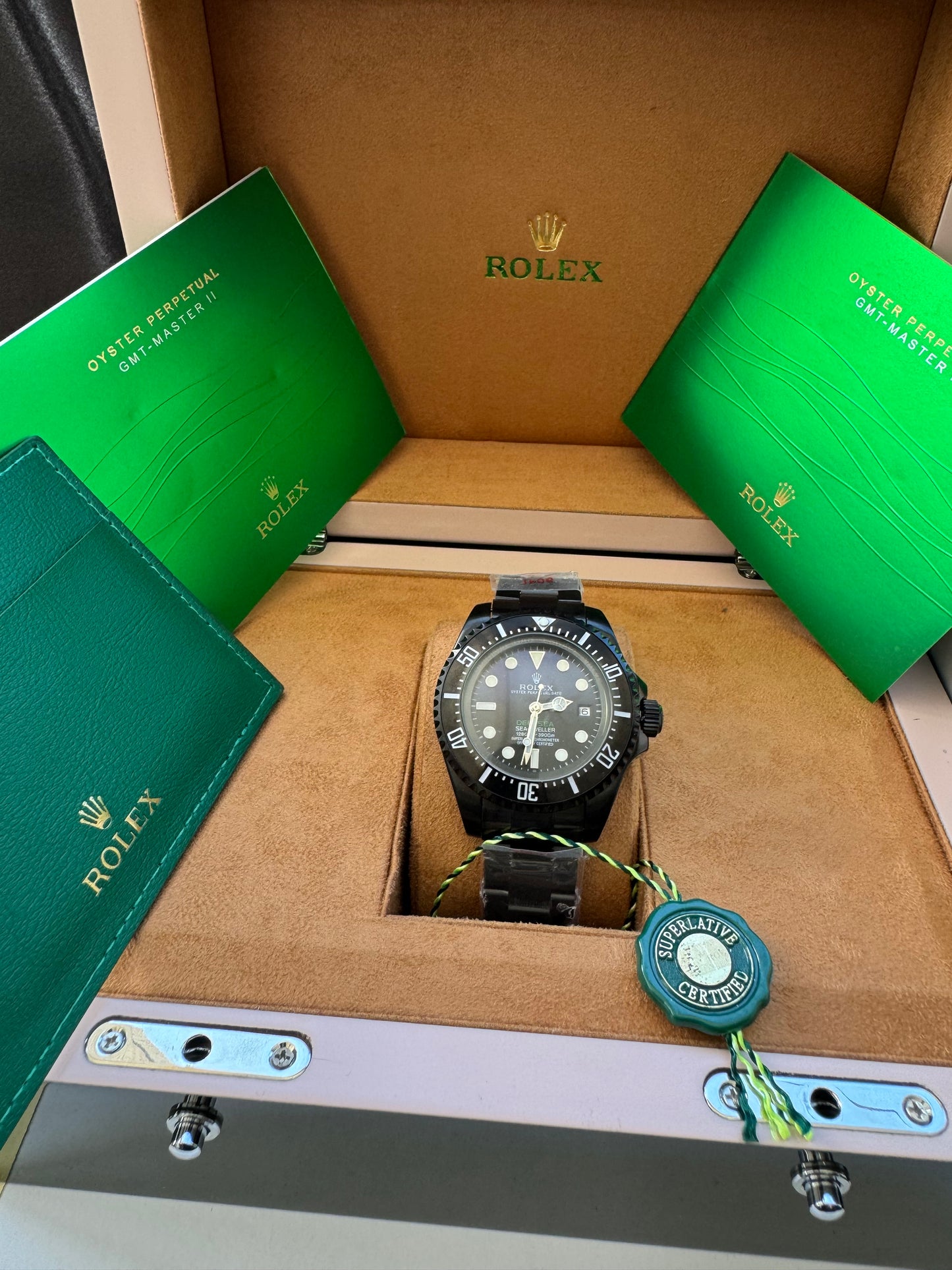 HERMOSO DISEÑO RELOJ AUTOMÁTICO MECÁNICO DEEP SEA DEWELLER VÁLVULA DE ESCAPE FECHADOR ETC;