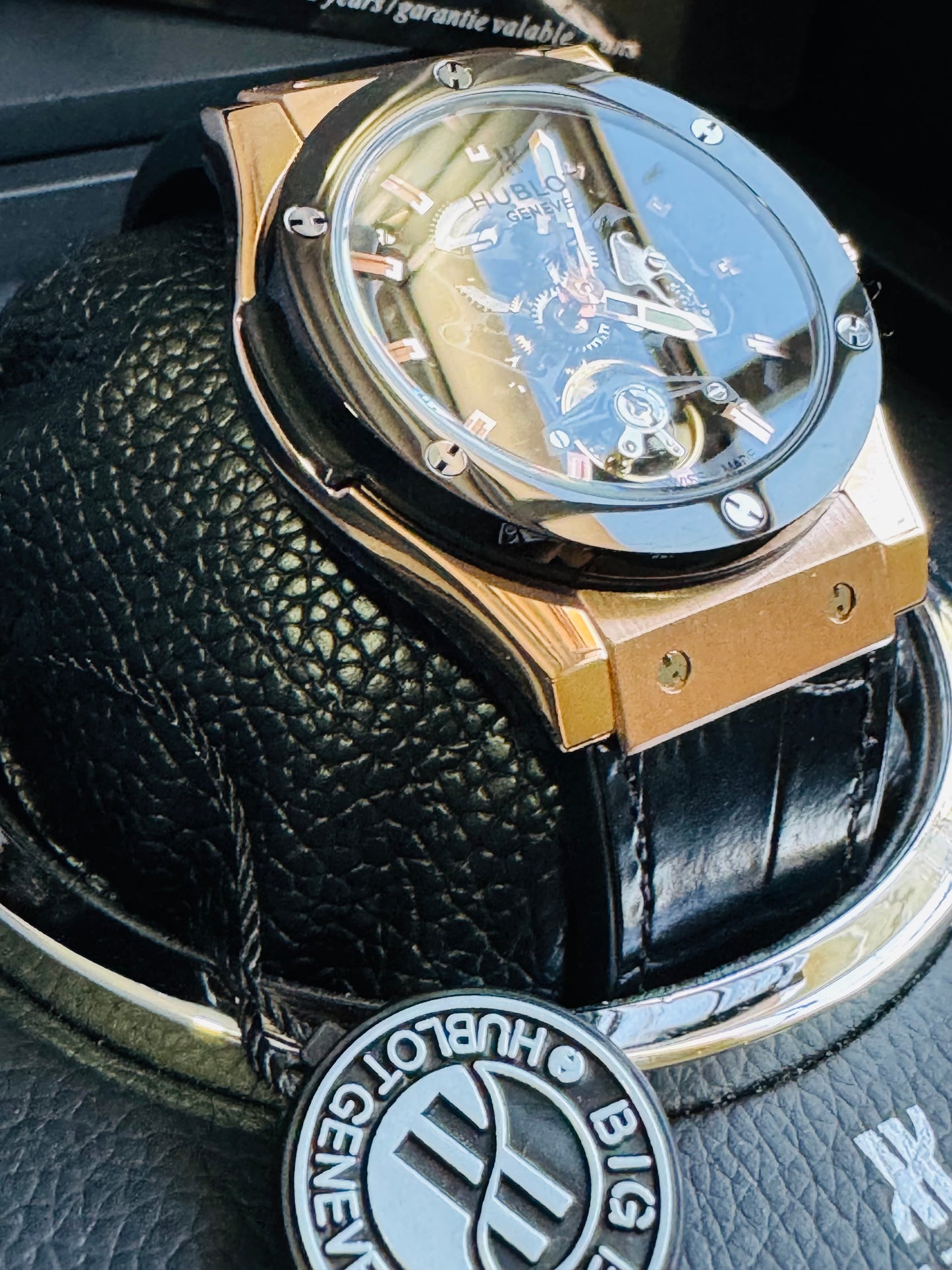 ESPECTACULAR RELOJ HUBLOT SKELETON AUTOMÁTICO MECÁNICO- CRISTAL ZAFIRO MÁXIMO LUJO!!!

PRECIO: A TRATAR 

VENTAS SOLO EN CANCÚN 

INFORMACION POR WhatsApp 99 81 92 84 65.

NO SE HACEN ENVÍOS 🚚
