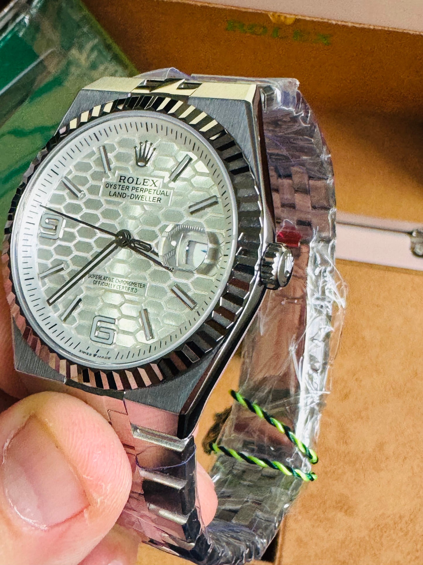 ÚNICO Y EXCLUSIVO RELOJ ROLEX OYSTER PERPETUAL LAND DWELLER- FECHADOR-39 JOYAS 💎 -CRISTAL ZAFIRO- ULTIMO MODELO Y DISEÑO! MÁXIMA ELEGANCIA!!!