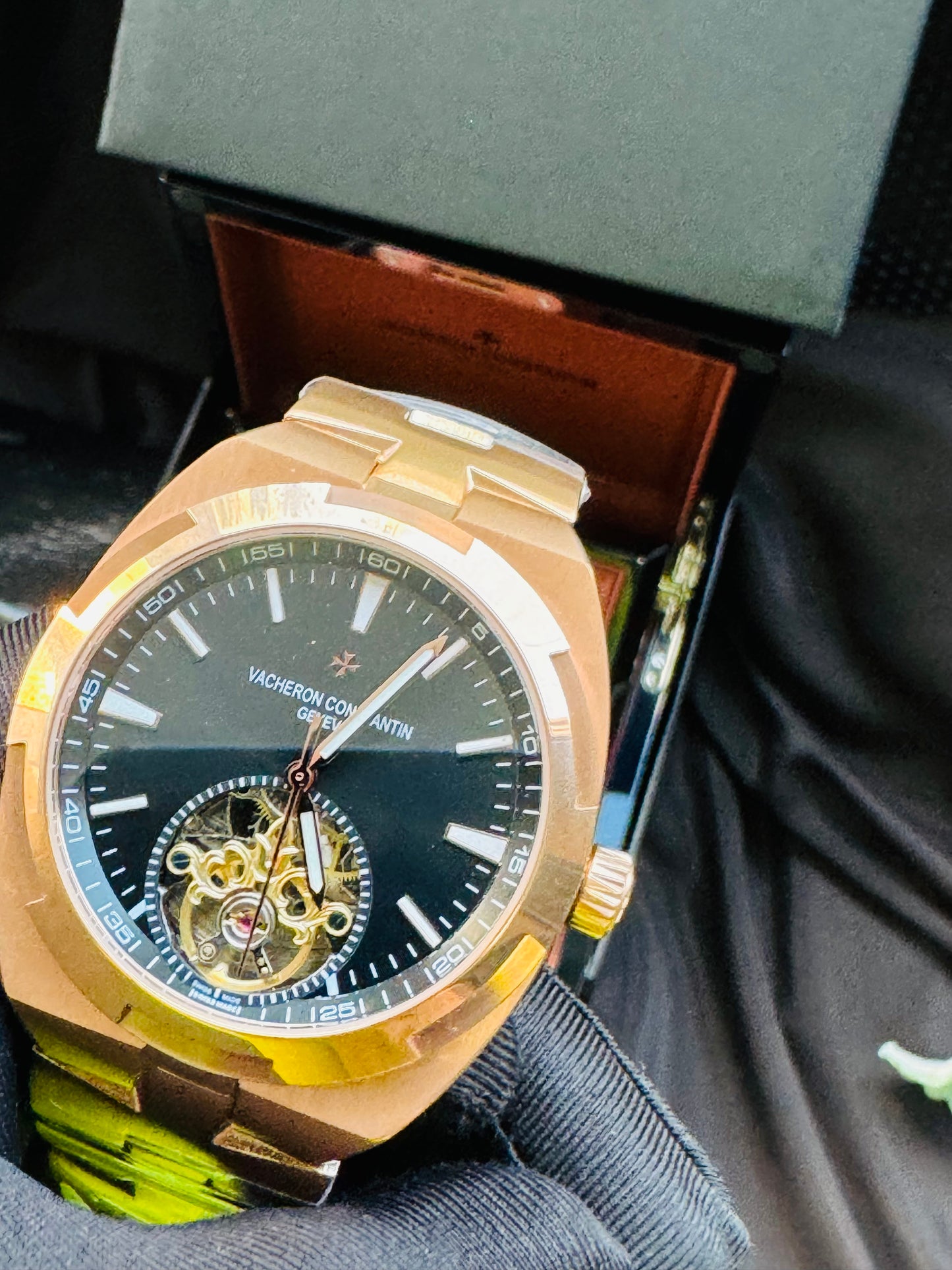 ELEGANTE Y SOFISTICADO DISEÑO RELOJ AUTOMÁTICO VACHERON CONSTANTINE