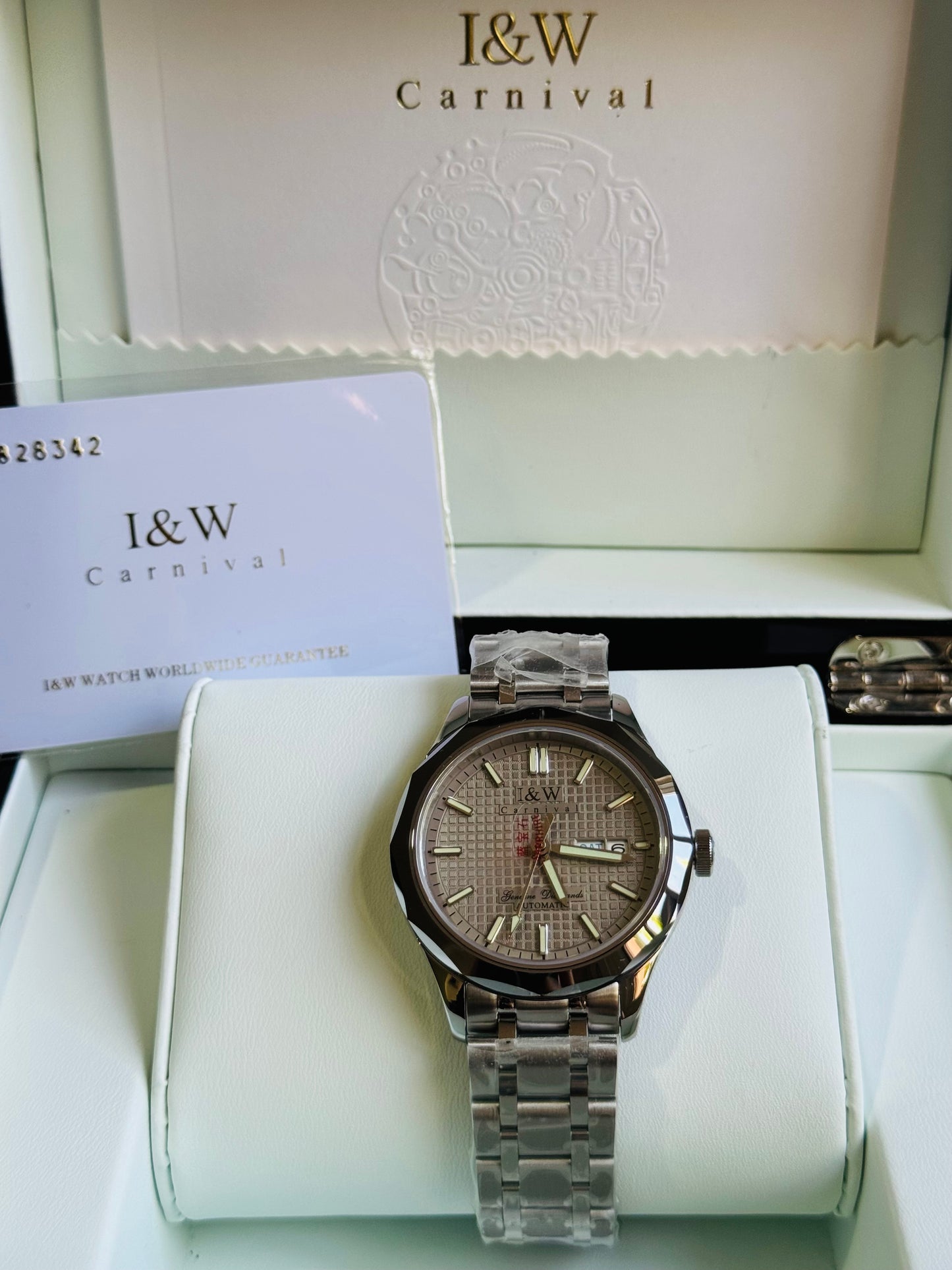 HERMOSO y ELEGANTE DISEÑO I&W AUTOMATICO- CRISTAL ZAFIRO-LUMINOSO-FECHADOR-DÍA DE LA SEMANA 💯% ORIGINAL