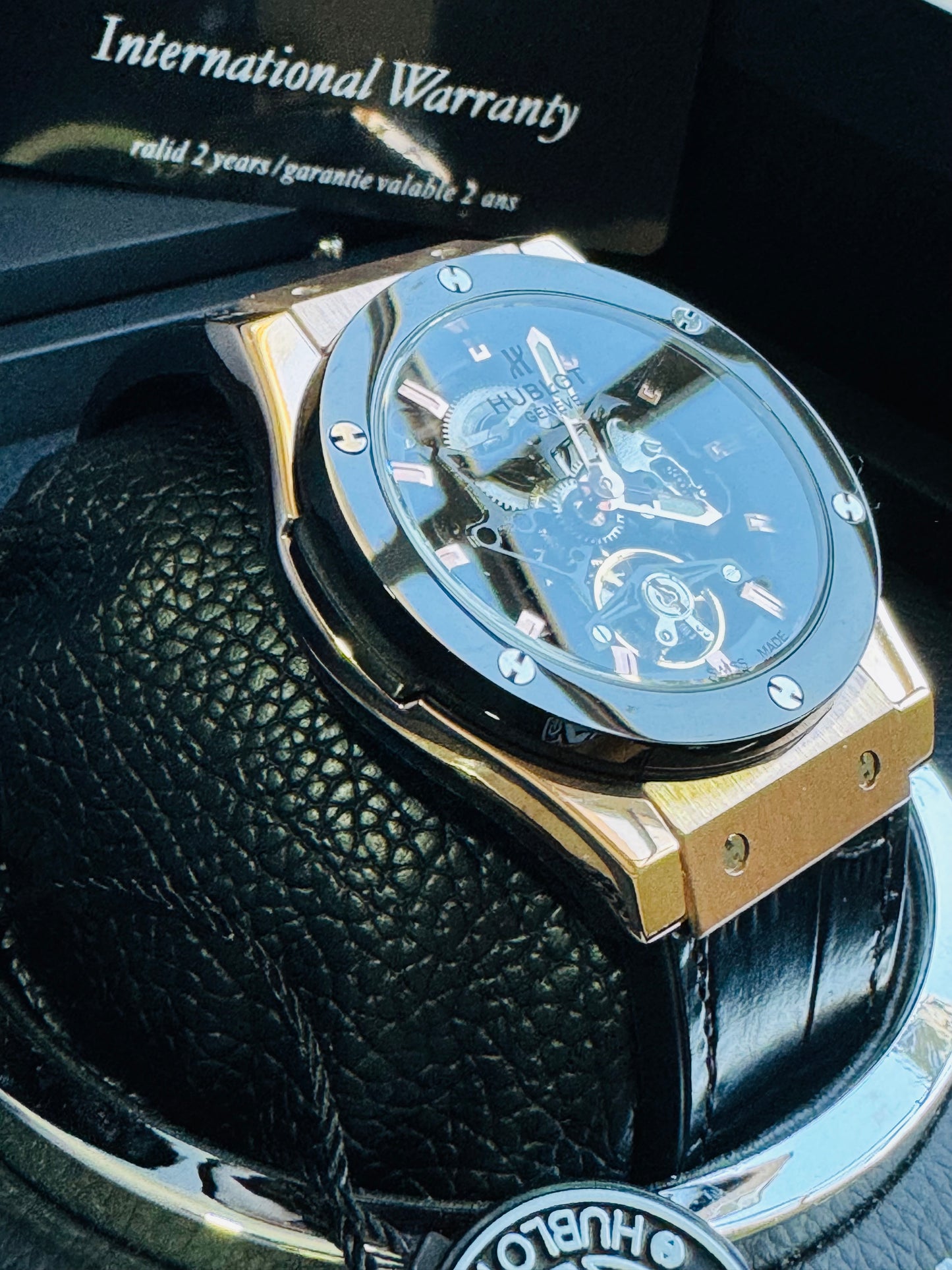 ESPECTACULAR RELOJ HUBLOT SKELETON AUTOMÁTICO MECÁNICO- CRISTAL ZAFIRO MÁXIMO LUJO!!!

PRECIO: A TRATAR 

VENTAS SOLO EN CANCÚN 

INFORMACION POR WhatsApp 99 81 92 84 65.

NO SE HACEN ENVÍOS 🚚