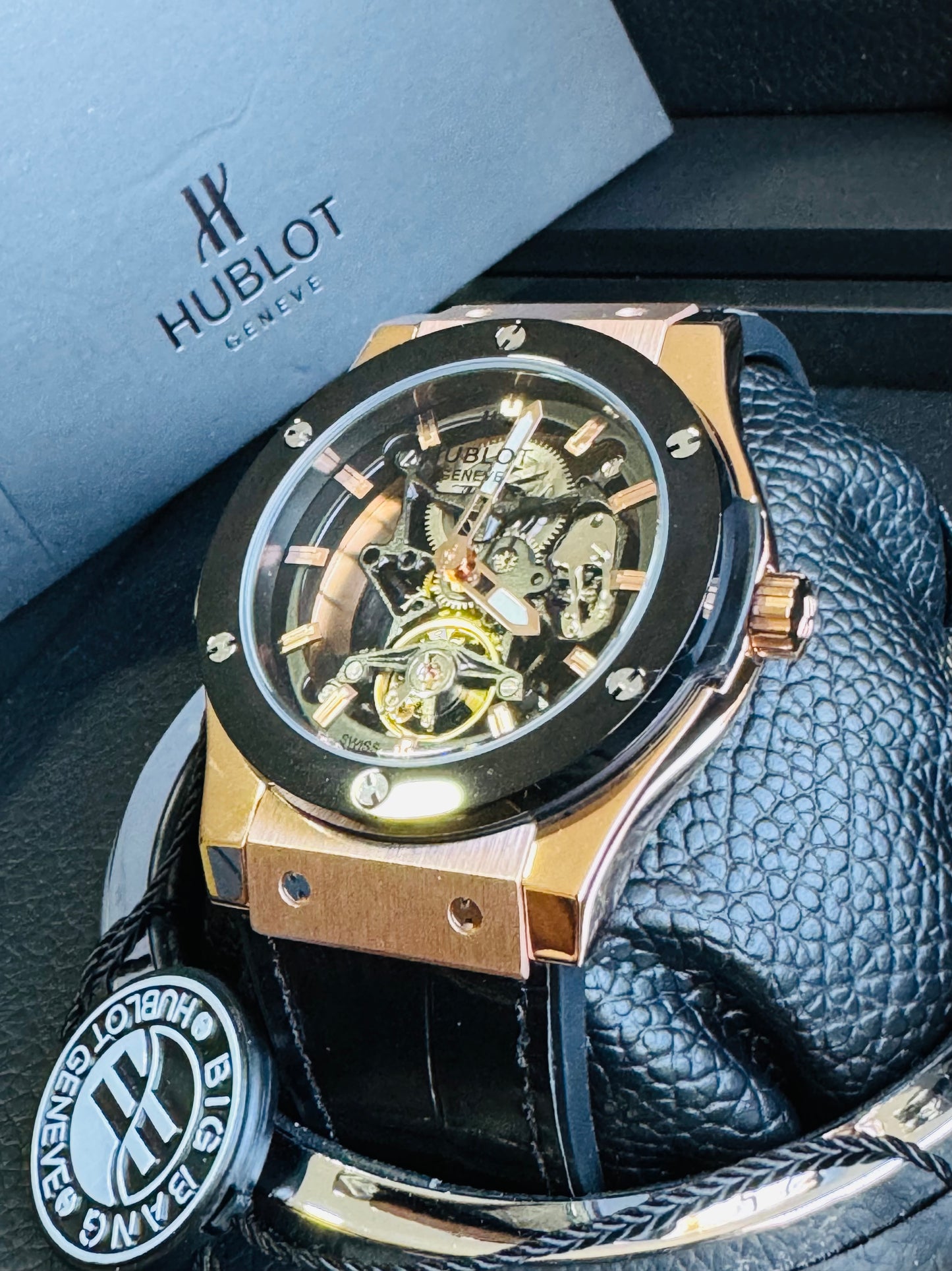 ESPECTACULAR RELOJ HUBLOT SKELETON AUTOMÁTICO MECÁNICO- CRISTAL ZAFIRO MÁXIMO LUJO!!!

PRECIO: A TRATAR 

VENTAS SOLO EN CANCÚN 

INFORMACION POR WhatsApp 99 81 92 84 65.

NO SE HACEN ENVÍOS 🚚