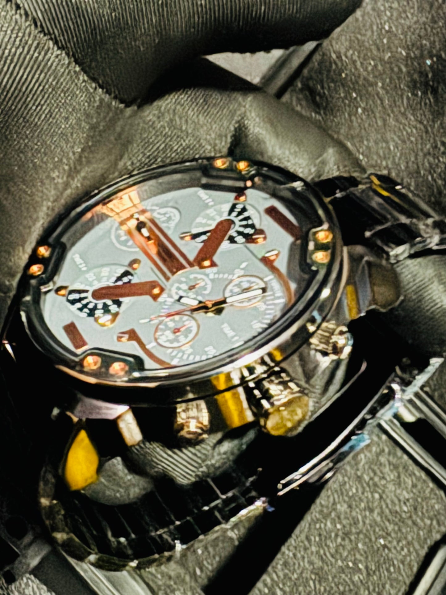 Reloj MR DADDY Diesel Grande y Pesado ! Disponible en 7 Modelos Diferentes!

Información por WhatsApp 99 81 92 84 65


NOTA:

No se hacen envíos 🚚  📦 💨!

Las Ventas son solo en Cancún

Nuestro Lema: No somos Números!