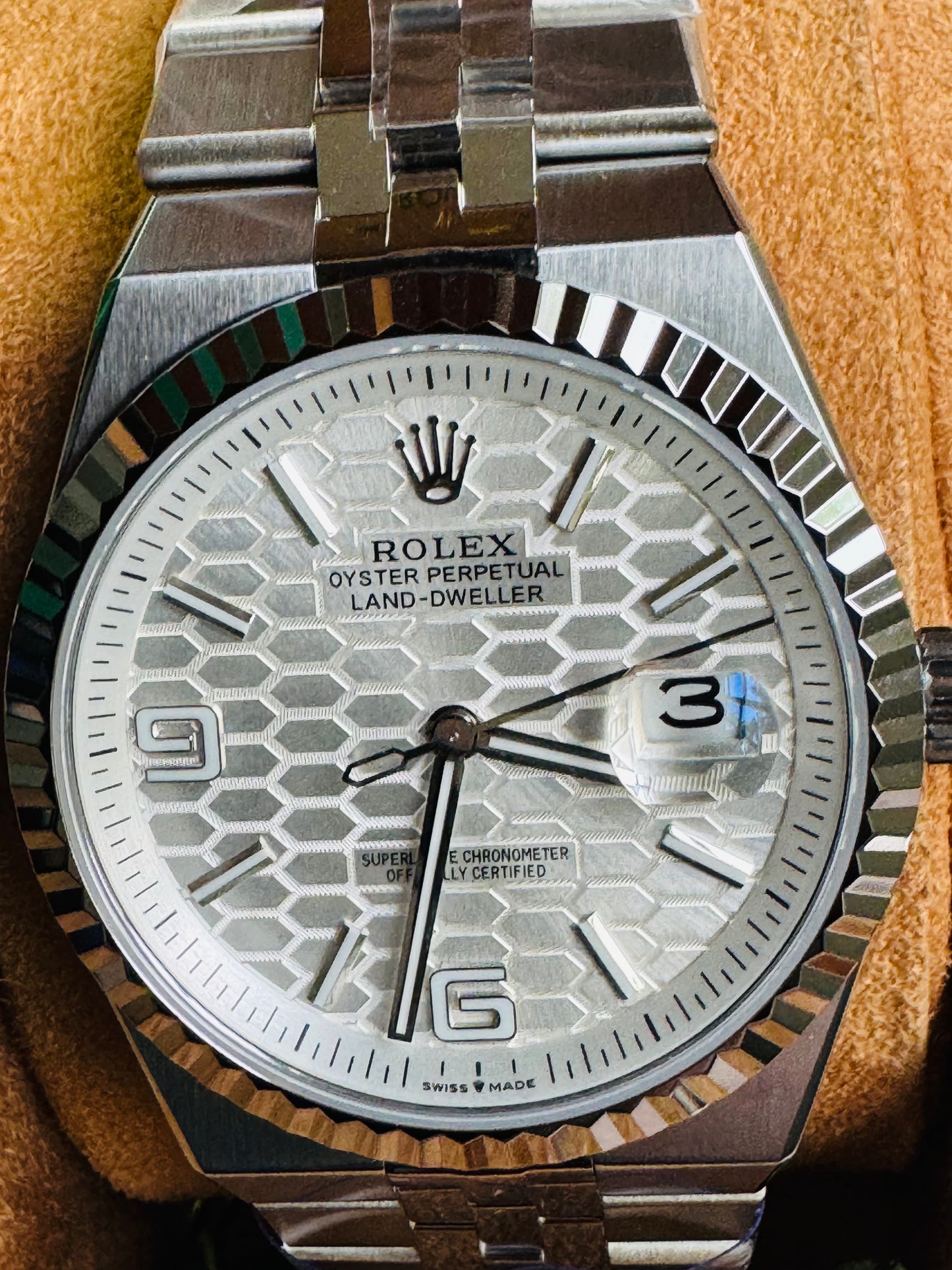 ÚNICO Y EXCLUSIVO RELOJ ROLEX OYSTER PERPETUAL LAND DWELLER- FECHADOR-39 JOYAS 💎 -CRISTAL ZAFIRO- ULTIMO MODELO Y DISEÑO! MÁXIMA ELEGANCIA!!!