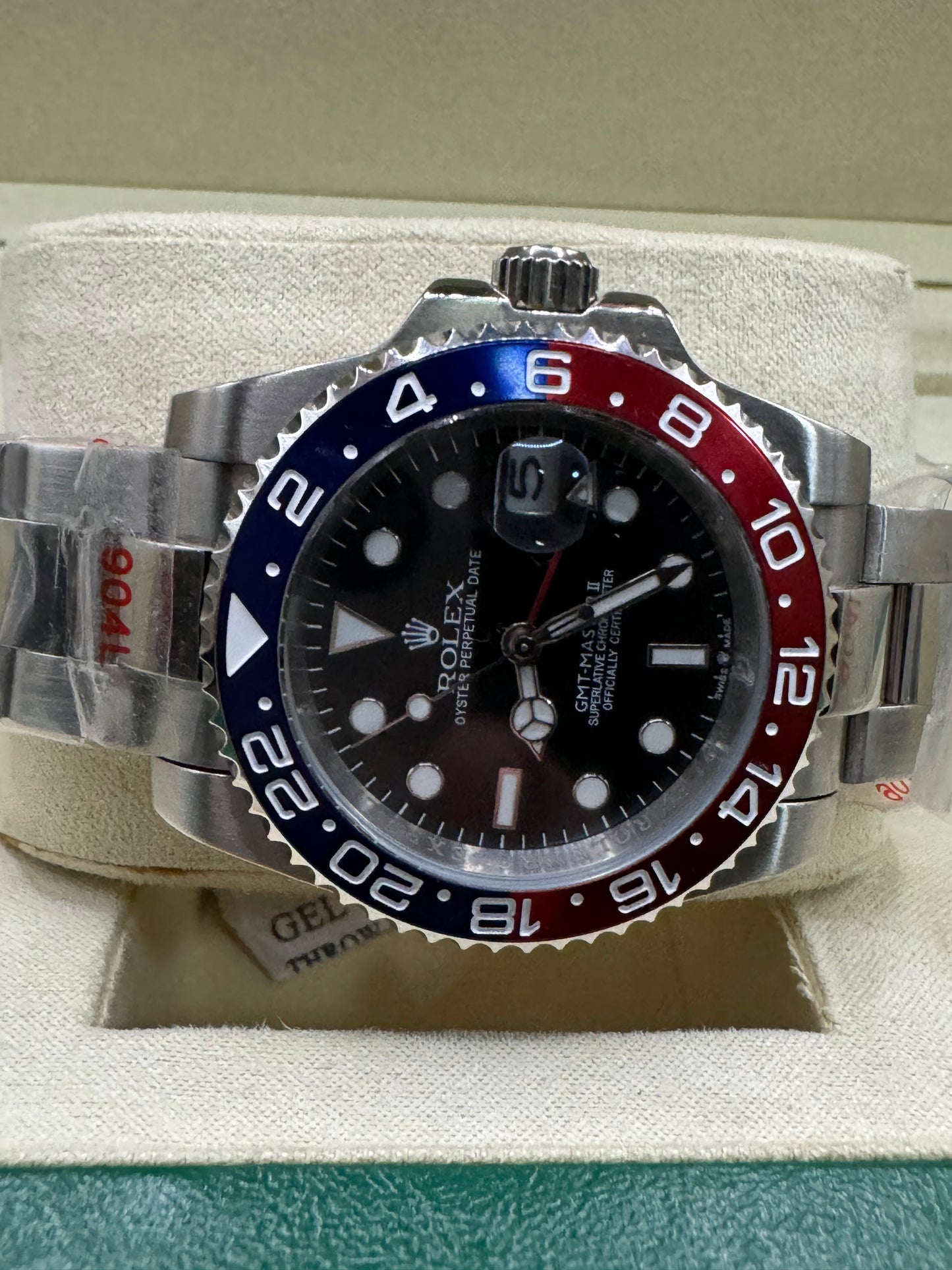 Hermoso Reloj Automático Mecánico GMT- Luminoso- Fechador ETC! Favor de Pedir información por WhatsApp al 99 81 92 84 65