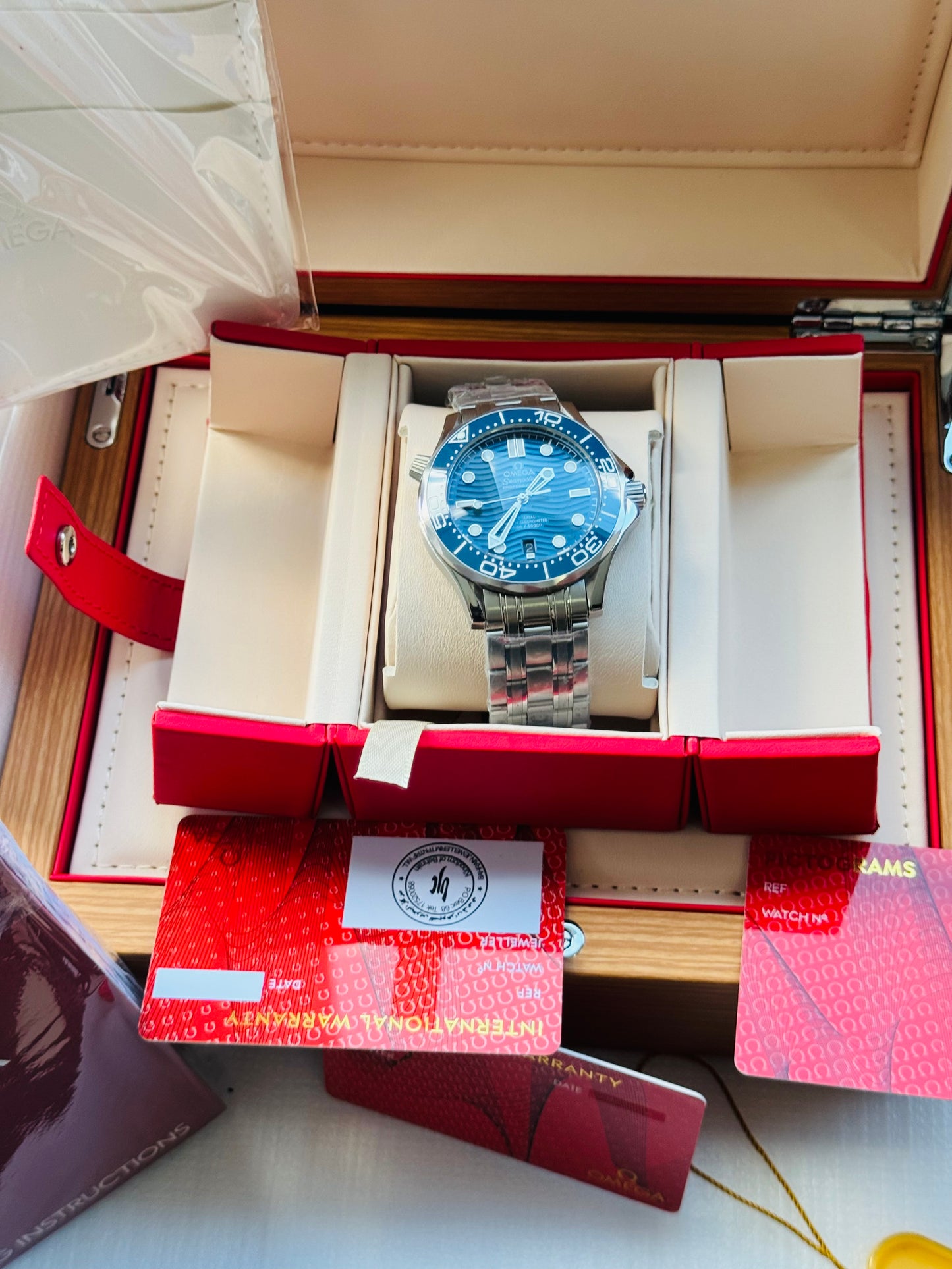 HERMOSO RELOJ OMEGA SEA MASTER AUTOMÁTICO ELEGANTE Y CASUAL!