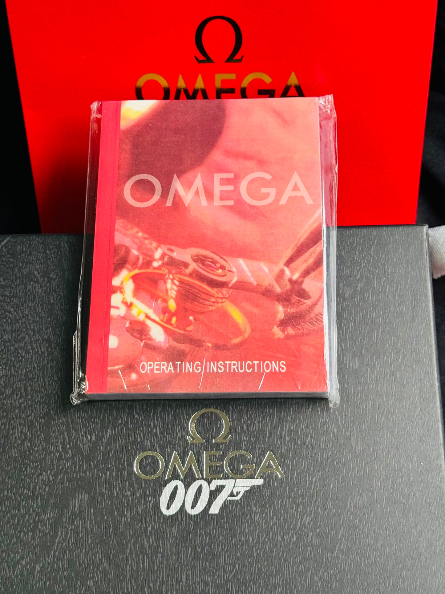 AUDAZ Y VERSÁTIL DISEÑO JAMES BOND 007-OMEGA AUTOMÁTICO SEA MASTER! FECHADOR-LUMINOSO-CRISTAL ZAFIRO-BISEL GIRATORIO ETC