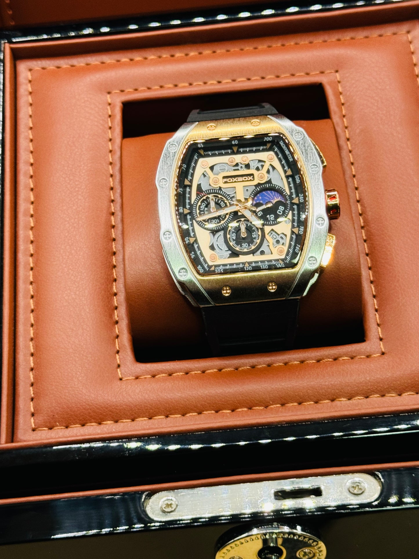 Hermoso Reloj Multifuncional de Cuarzo-Fechador-Luminoso-Tacómetro-Diferentes Faces Etc!