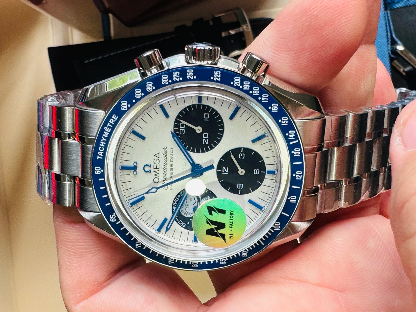 MÁXIMO LUJO!!! ESPECTACULAR DISEÑO OMEGA APOLLO XIlI- AUTOMÁTICO MECÁNICO-SPEED MASTER-PROFESSIONAL-EYES ON THE STARS- ORIGINAL MOVIMIENTO MECÁNICO TIERRA Y CÁPSULA ESPACIAL SNOOPY APOLLO XIII