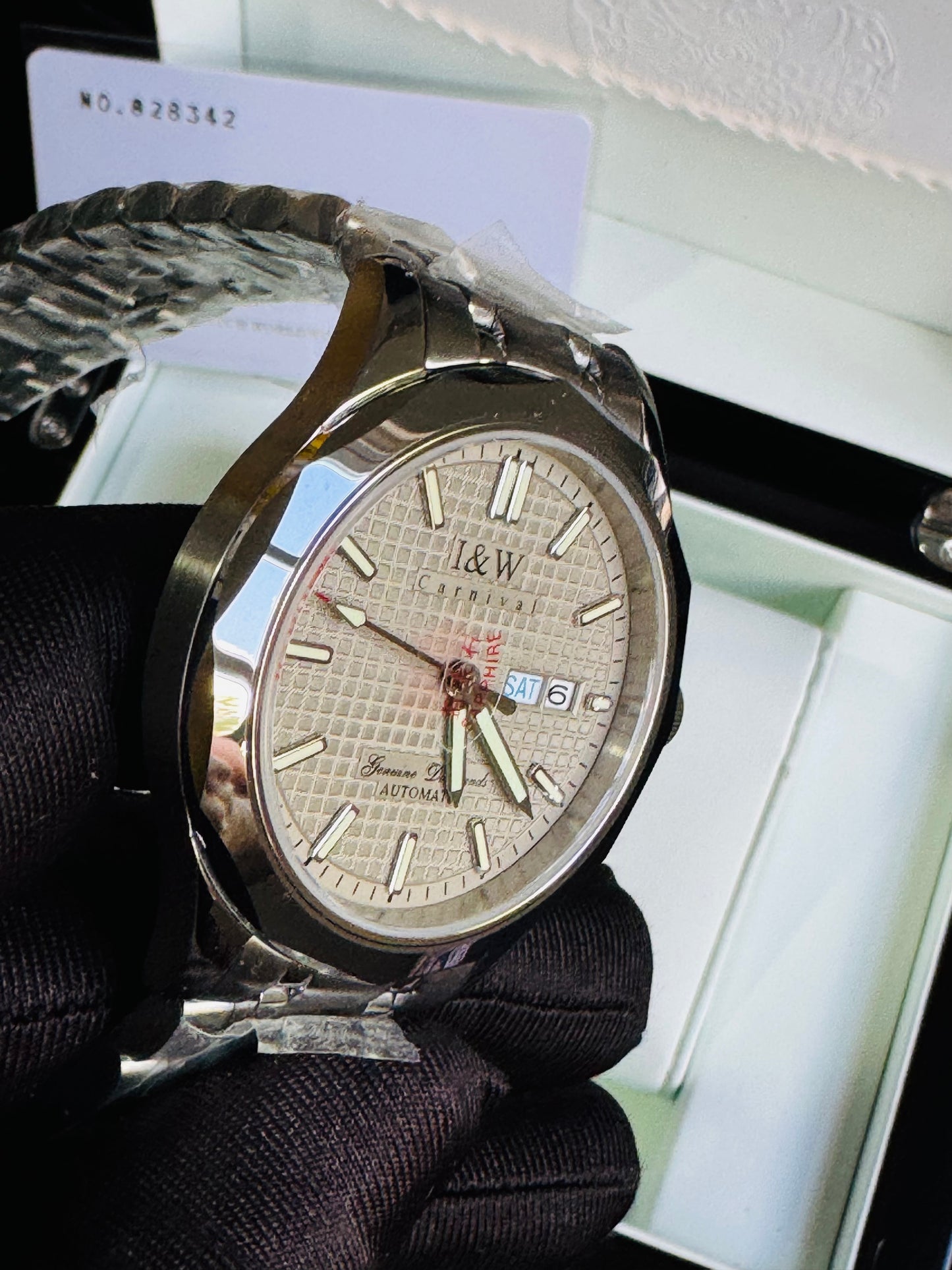 HERMOSO y ELEGANTE DISEÑO I&W AUTOMATICO- CRISTAL ZAFIRO-LUMINOSO-FECHADOR-DÍA DE LA SEMANA 💯% ORIGINAL