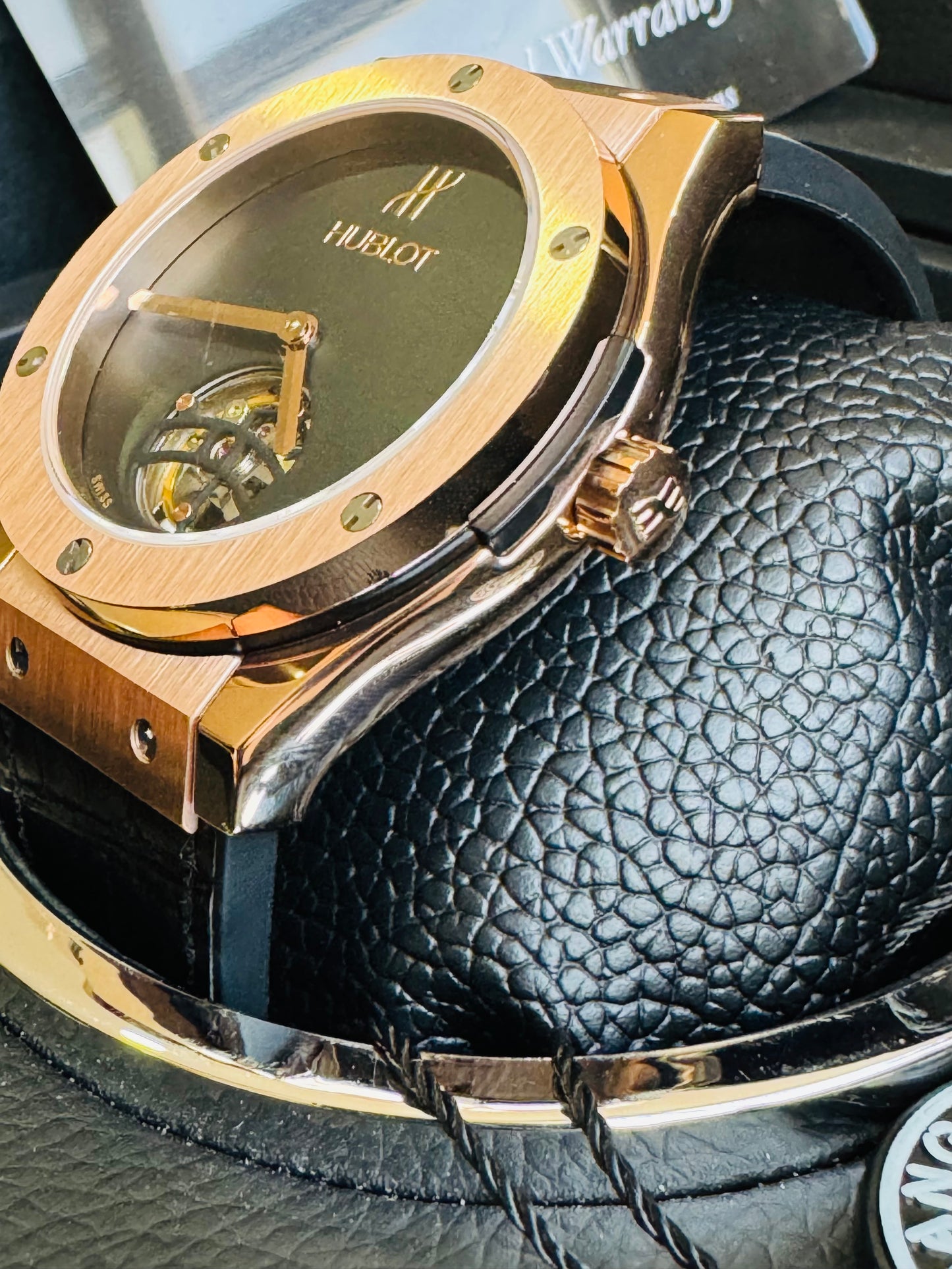 IMPRESIONANTE RELOJ AUTOMÁTICO MECÁNICO HUBLOT TOURBILLON- CRISTAL ZAFIRO-21 JOYAS-MÁXIMA ELEGANCIA!!!

PRECIO: A TRATAR

INFORMACION WHATSAPP 99 81 92 84 65

NO SE HACEN ENVÍOS 🚚