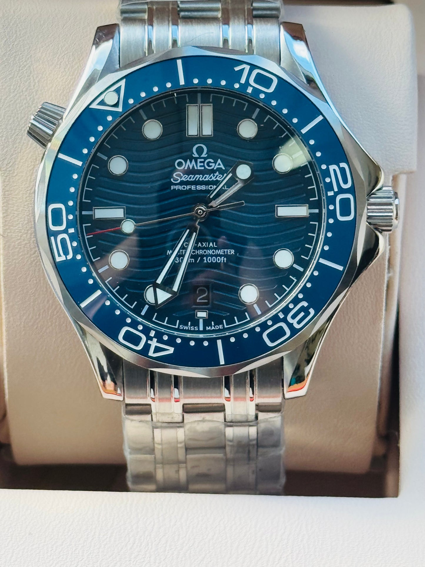 HERMOSO RELOJ OMEGA SEA MASTER AUTOMÁTICO ELEGANTE Y CASUAL!