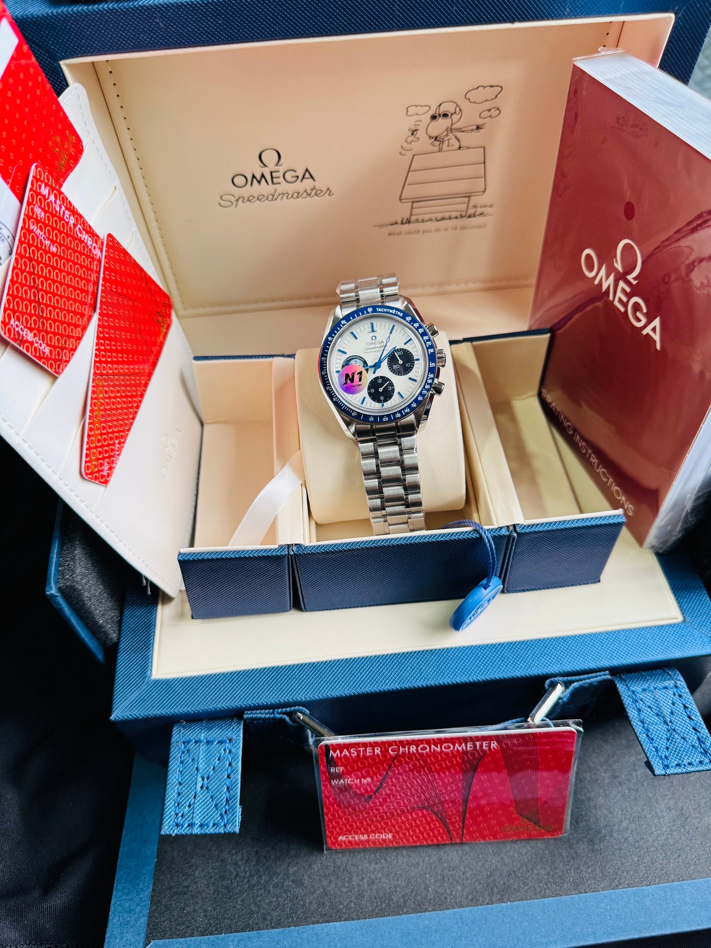 MÁXIMO LUJO!!! ESPECTACULAR DISEÑO OMEGA APOLLO XIlI- AUTOMÁTICO MECÁNICO-SPEED MASTER-PROFESSIONAL-EYES ON THE STARS- ORIGINAL MOVIMIENTO MECÁNICO TIERRA Y CÁPSULA ESPACIAL SNOOPY APOLLO XIII