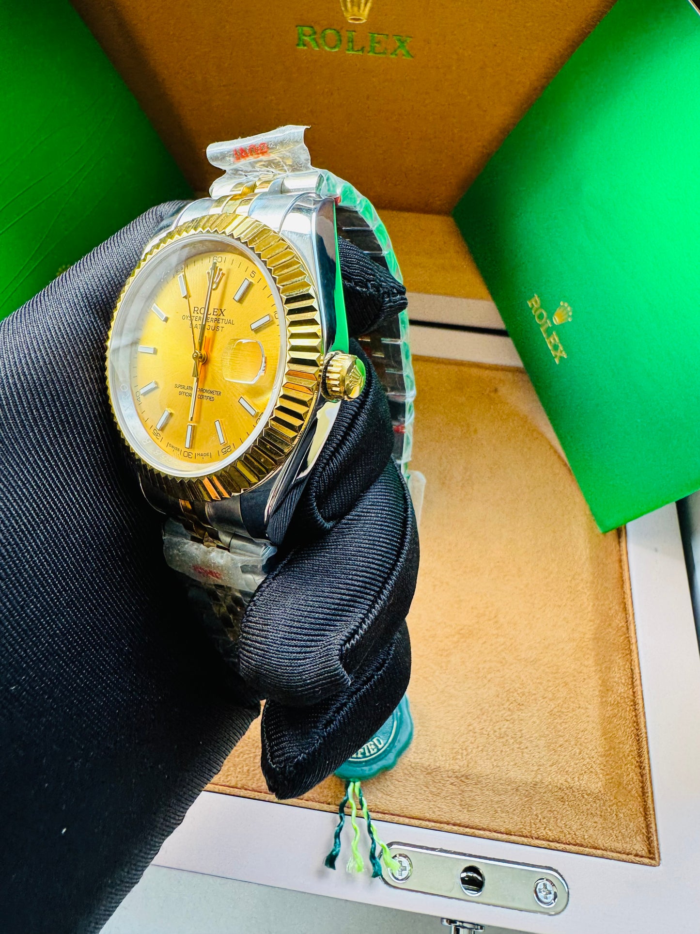 ELEGANTE RELOJ AUTOMÁTICO DATE JUST-OYSTER PERPETUAL ATEMPORAL