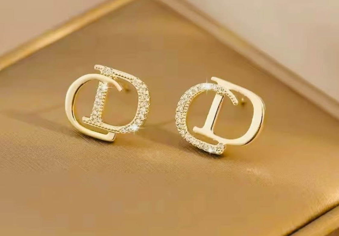Elegantes Pendientes Hipoalergenicos Excelentes para Regalo 🎁