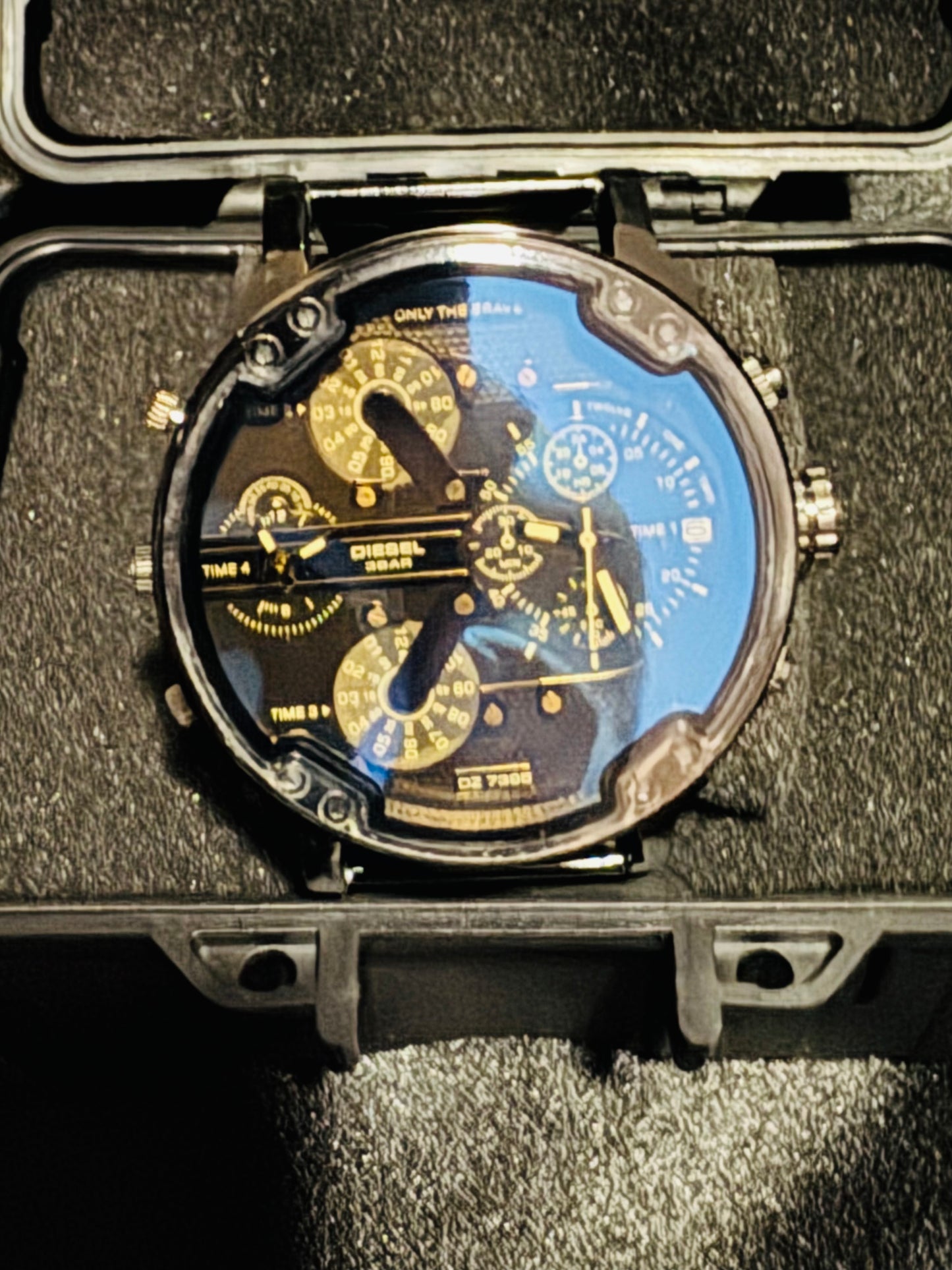 Reloj MR DADDY Diesel Grande y Pesado ! Disponible en 7 Modelos Diferentes!

Información por WhatsApp 99 81 92 84 65


NOTA:

No se hacen envíos 🚚  📦 💨!

Las Ventas son solo en Cancún

Nuestro Lema: No somos Números!