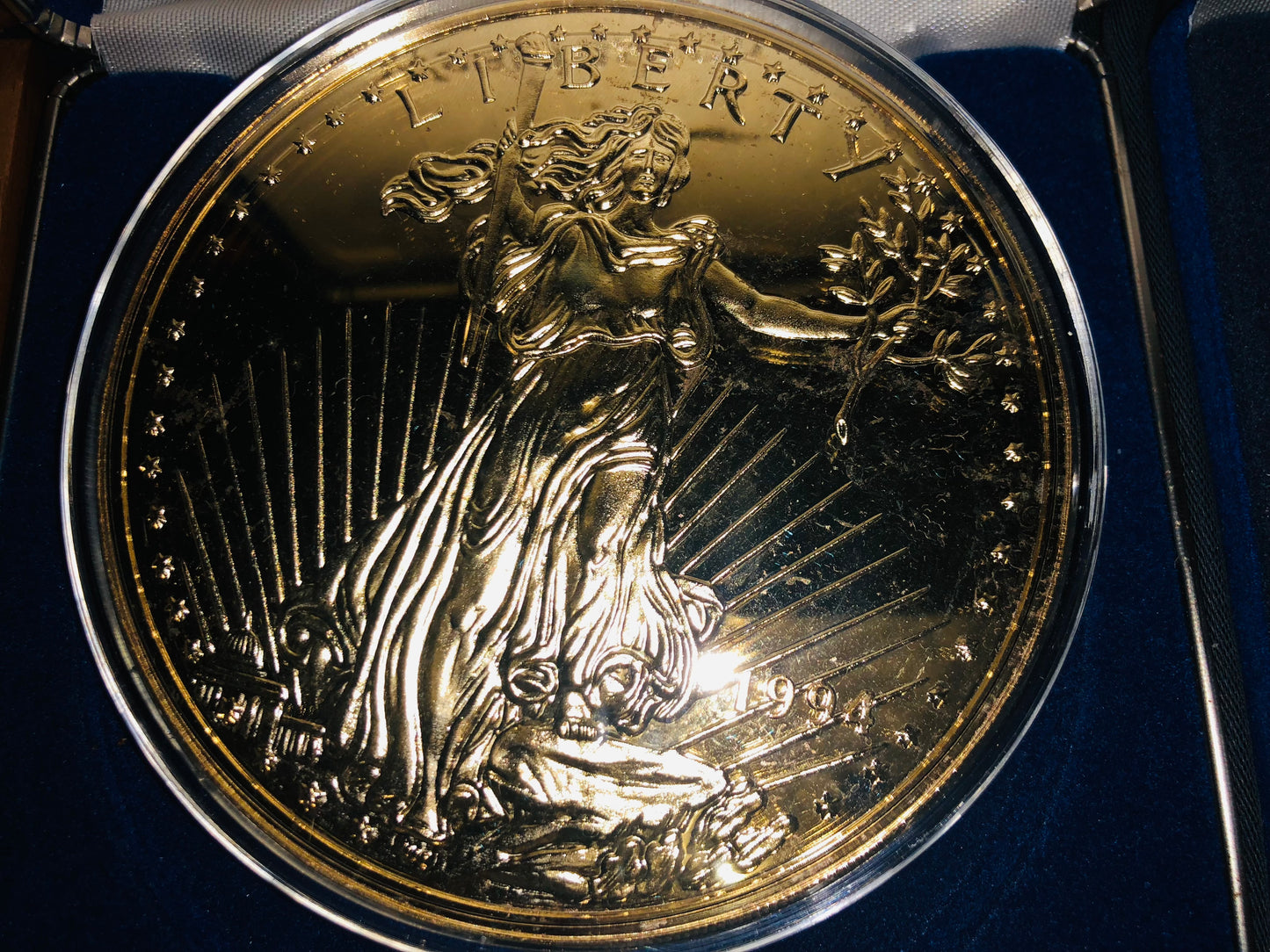Hermosa Moneda de plata .999 grande de Half Pound = 8 Onzas 1994 Alto Valor Numismático