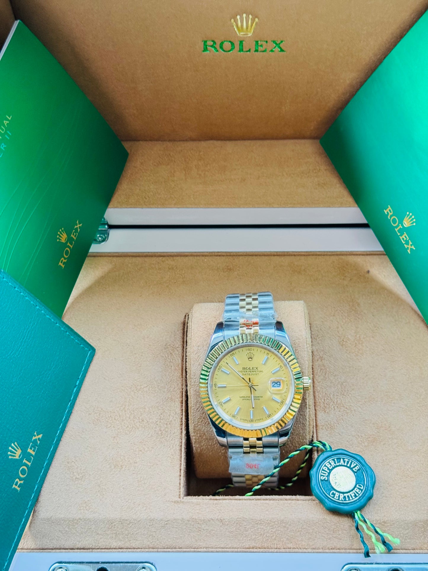 ELEGANTE RELOJ AUTOMÁTICO DATE JUST-OYSTER PERPETUAL ATEMPORAL